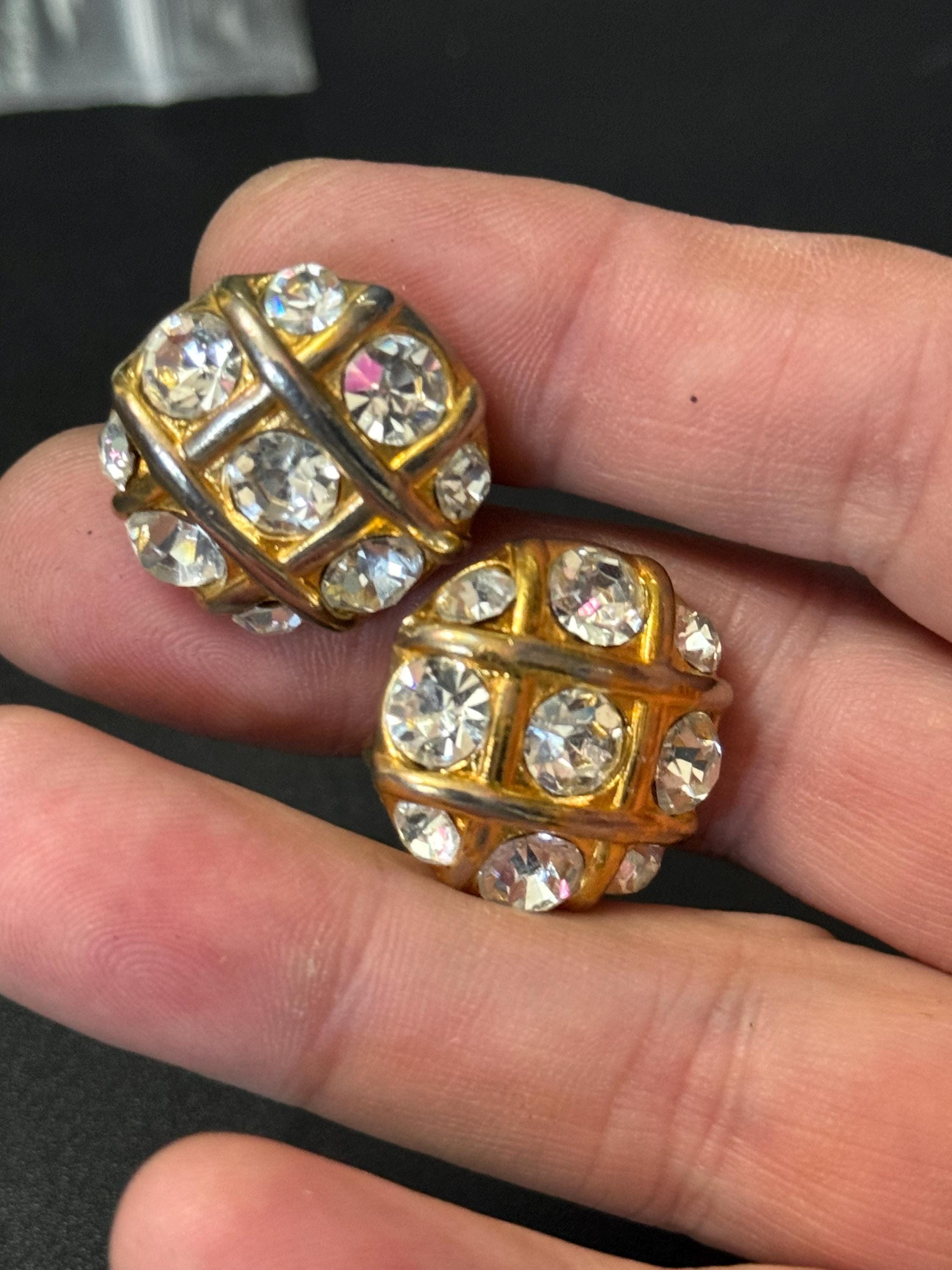 Clear Diamanté paste gold tone round Clip On Earrings