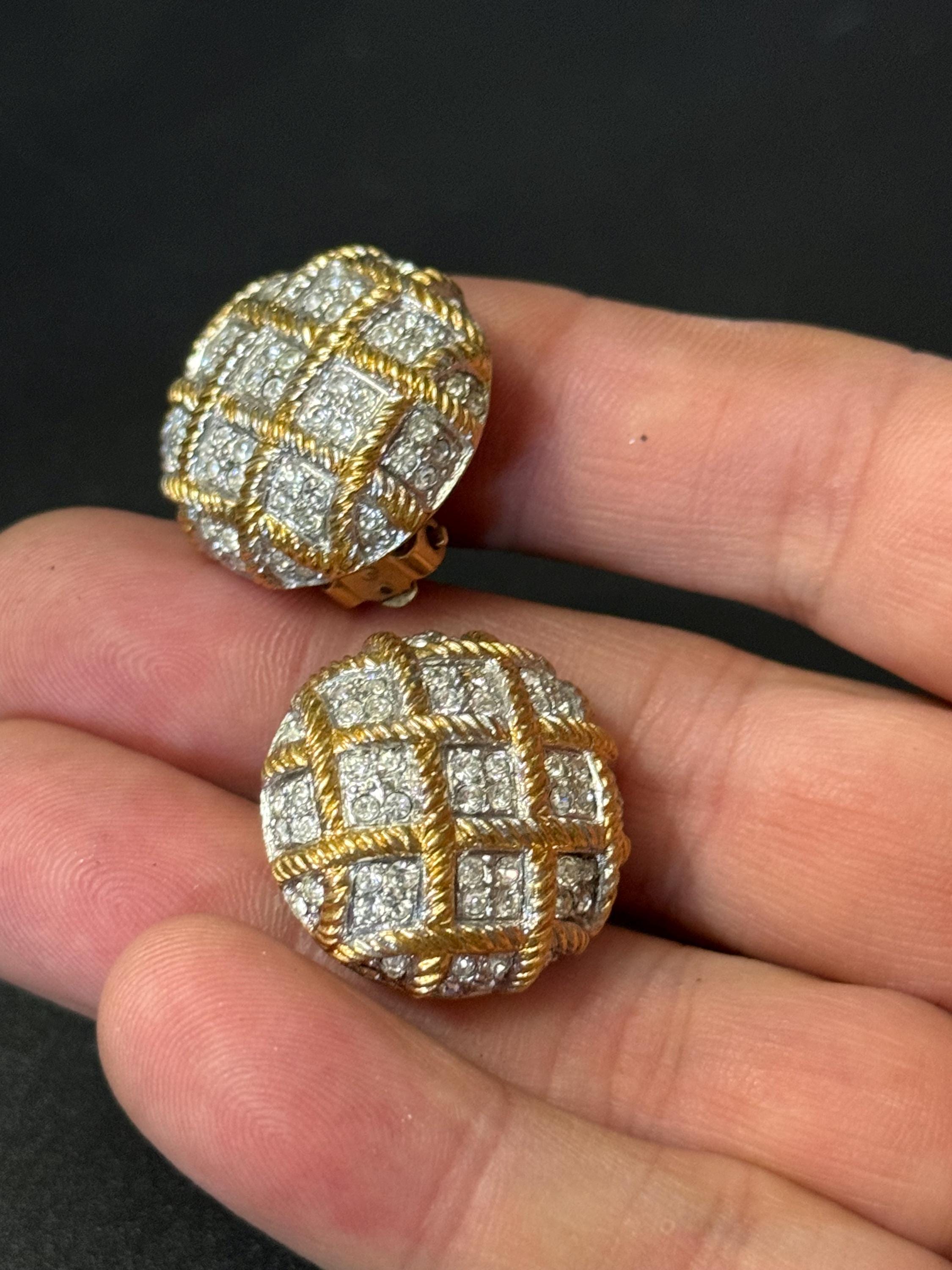 Clear Diamanté paste gold tone round Clip On Earrings