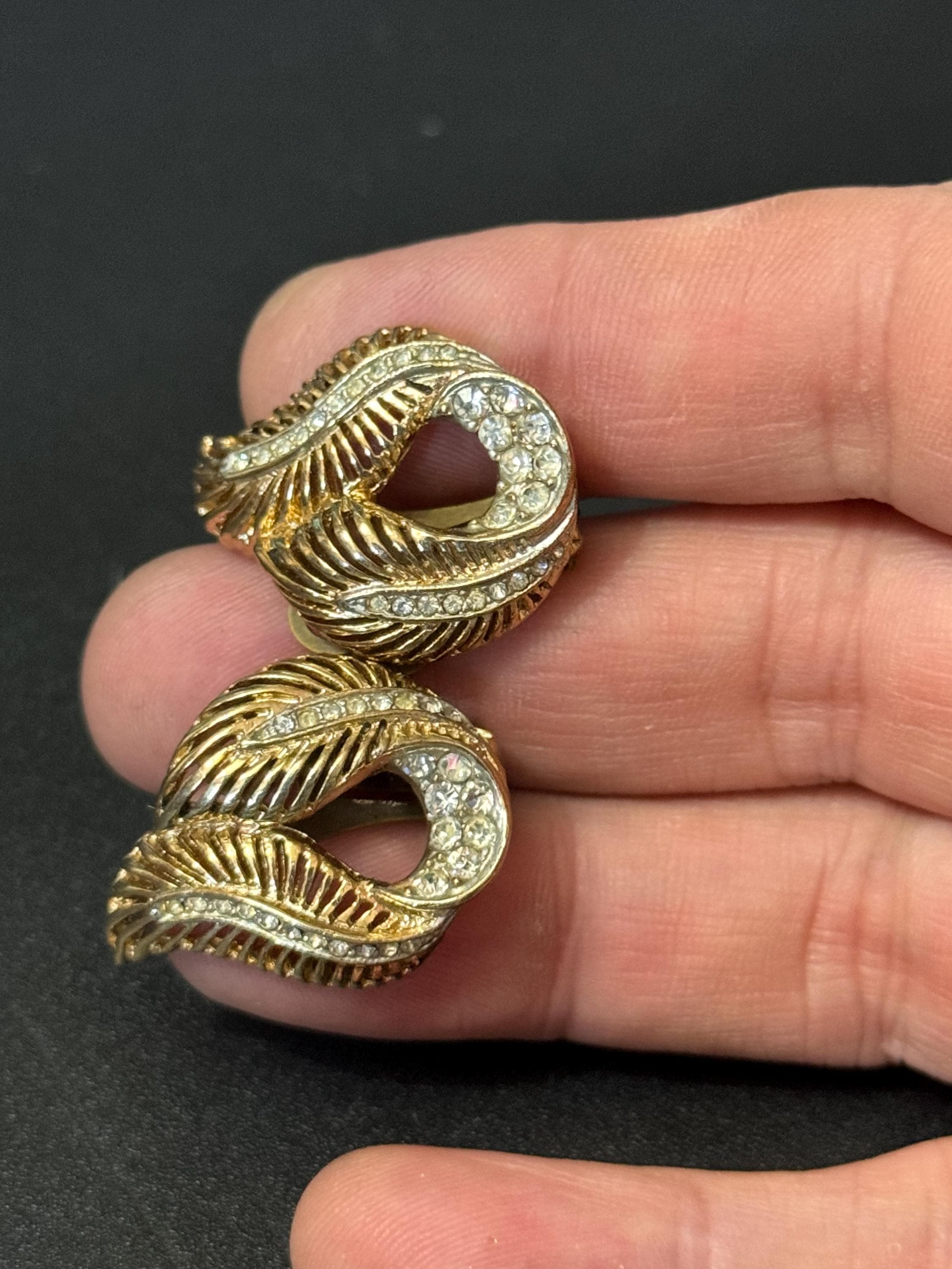 Clear Diamanté paste gold tone leaf swirl Clip On Earrings