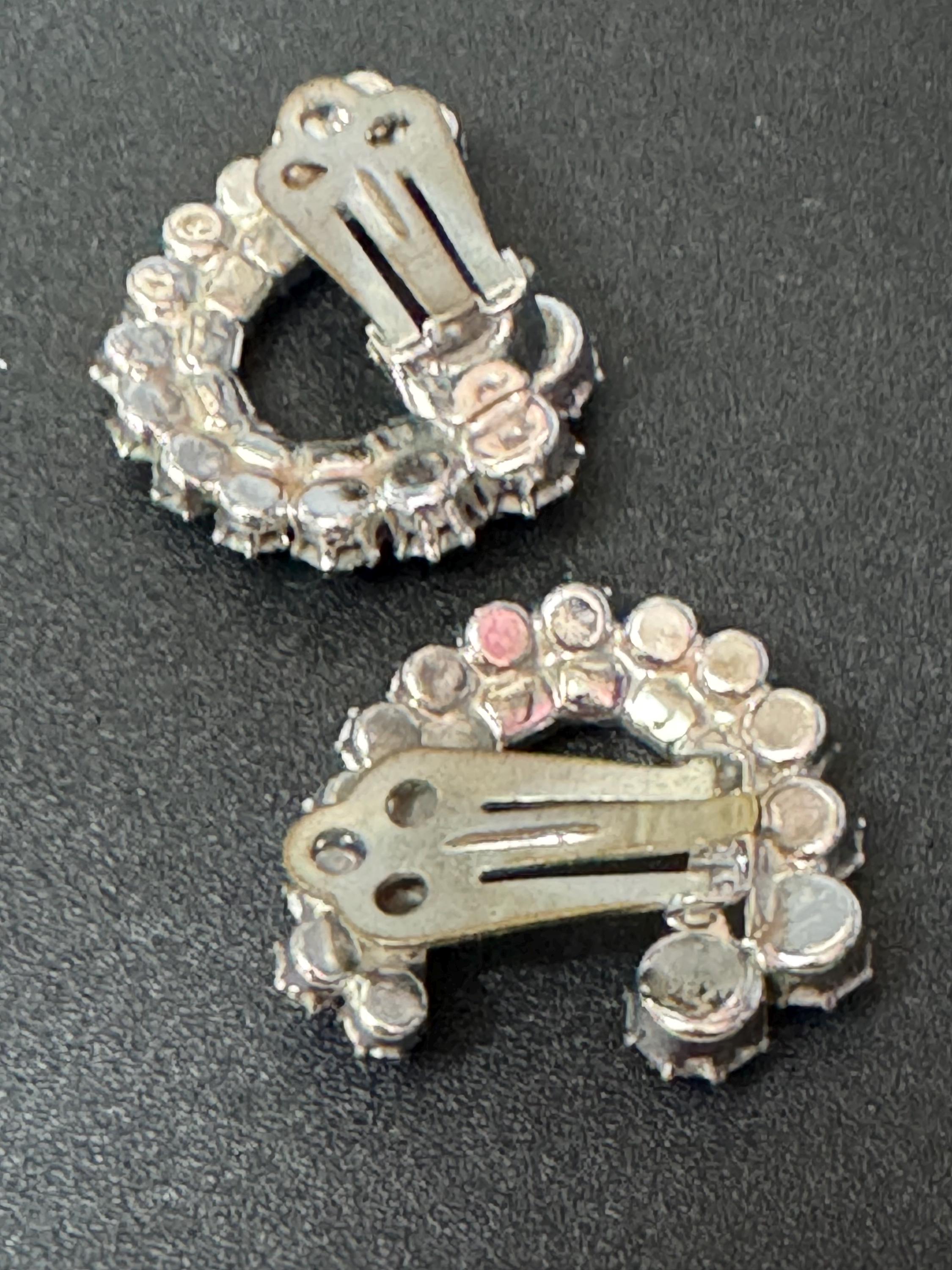 Vintage clear Diamanté clip on Earrings, Silver Tone