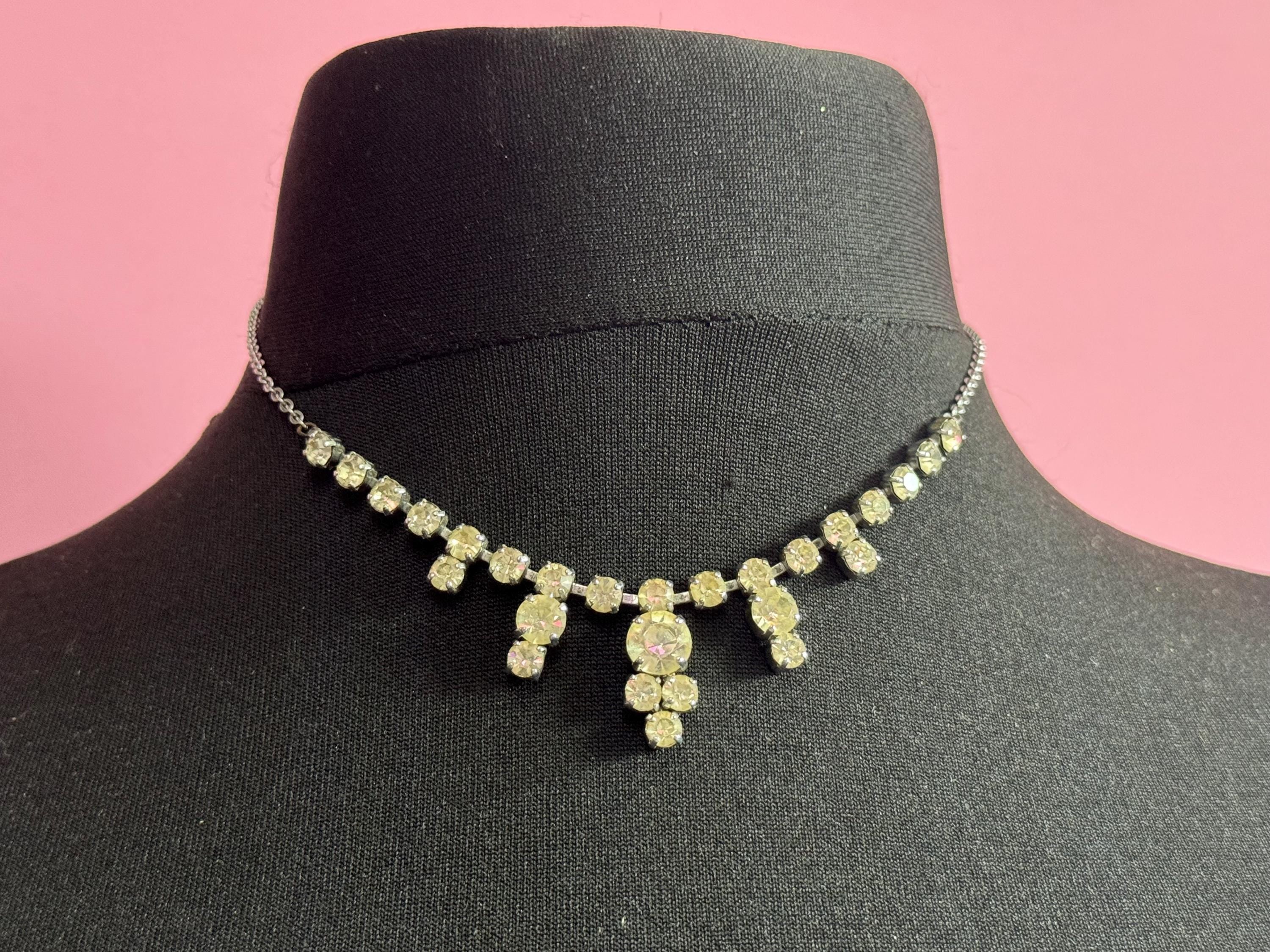 Vintage clear diamanté glass rhinestone crystal silver tone necklace 41cm