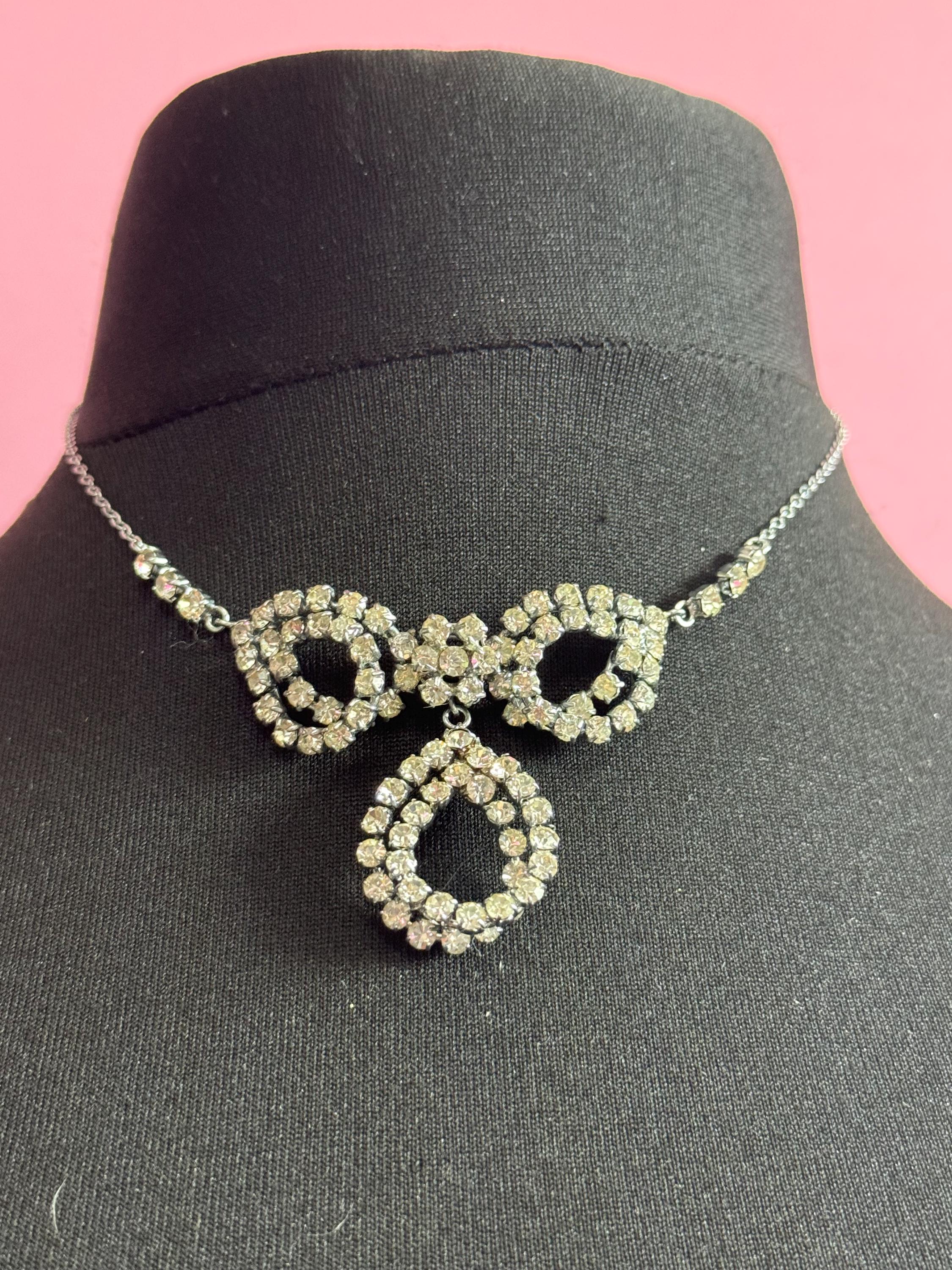 Vintage clear diamanté glass rhinestone crystal silver tone necklace 41cm