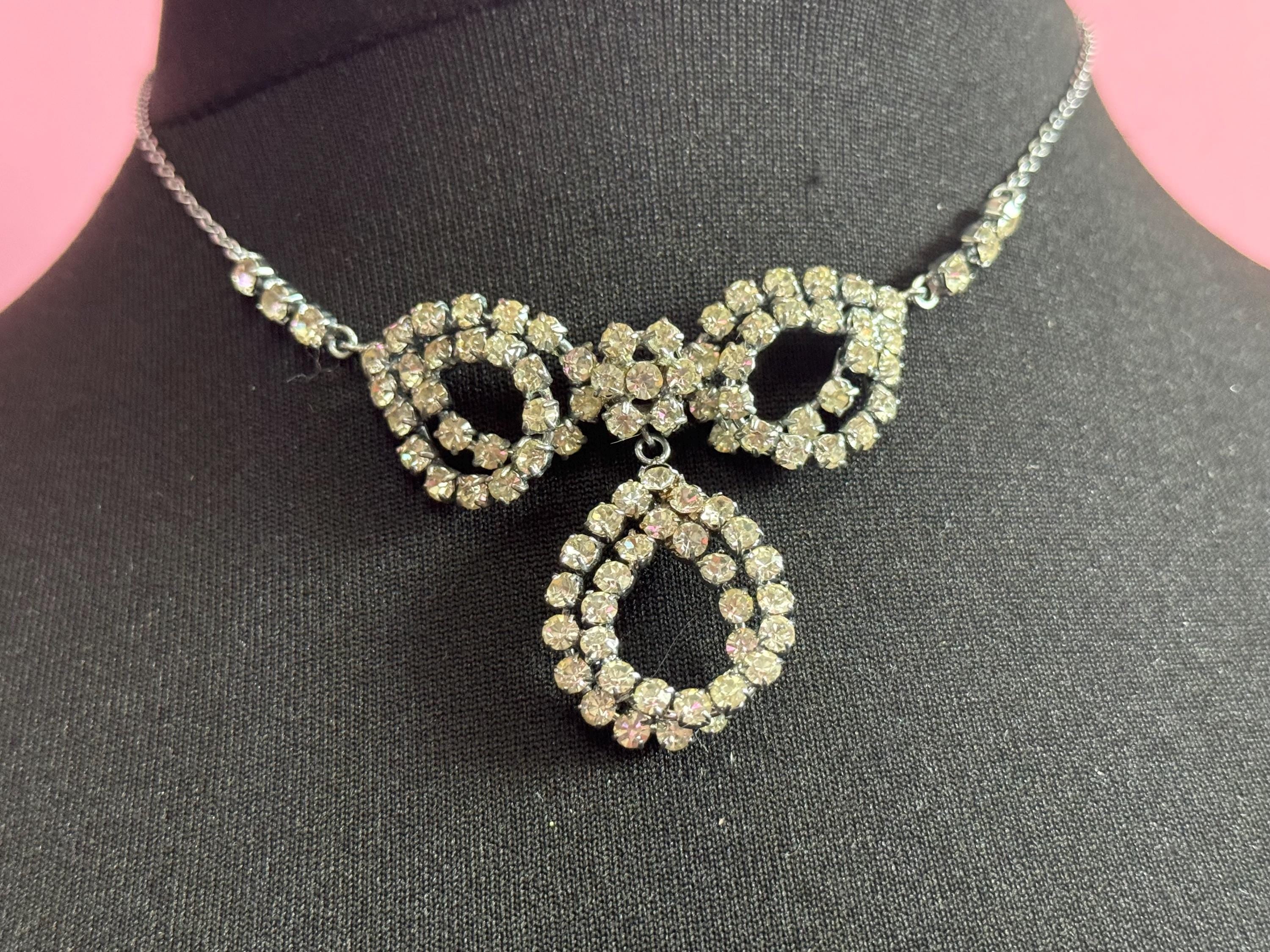 Vintage clear diamanté glass rhinestone crystal silver tone necklace 41cm