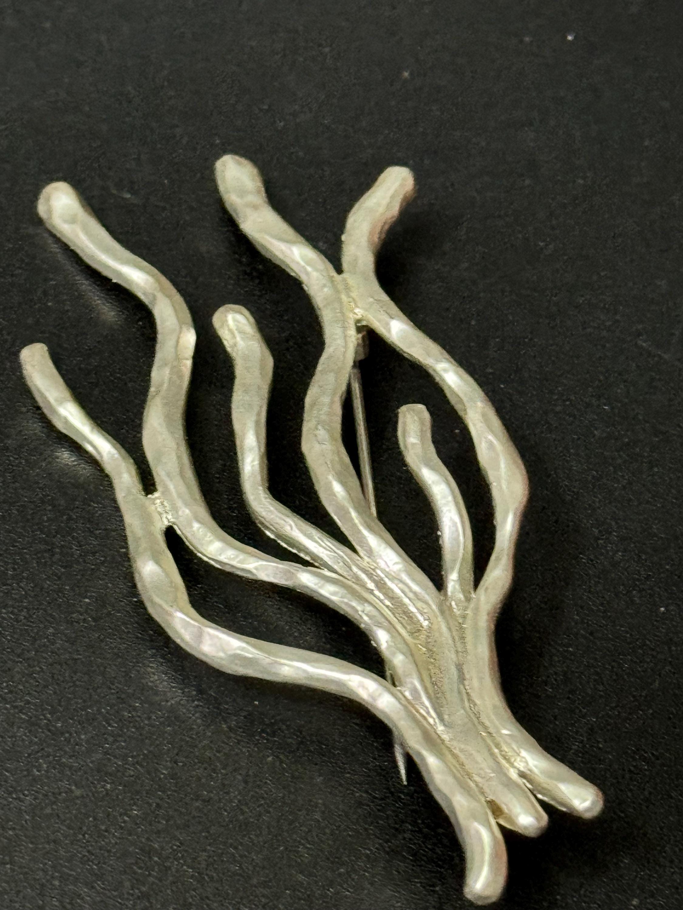 French signed dolce vita silver tone seaweed brooch