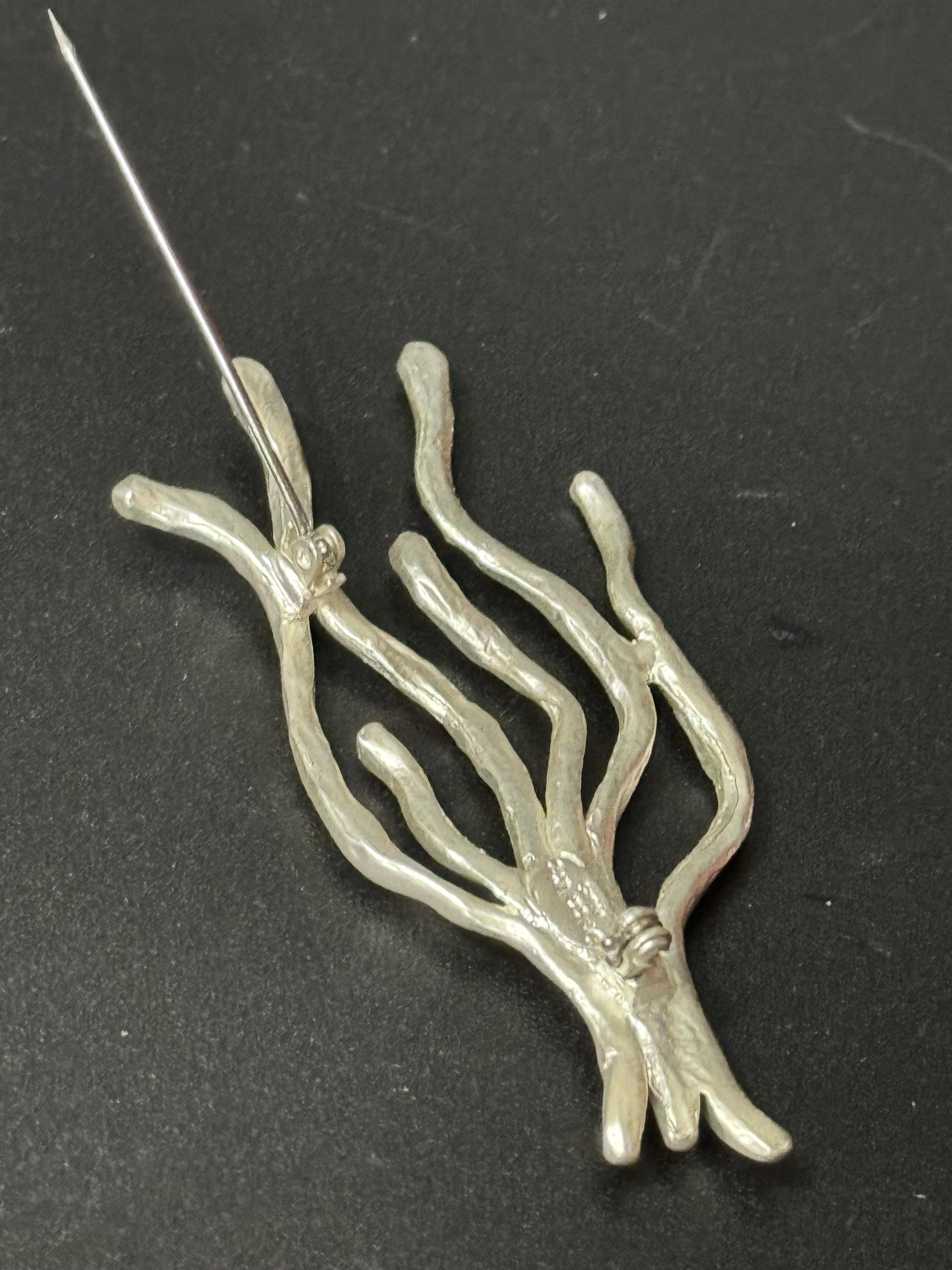 French signed dolce vita silver tone seaweed brooch