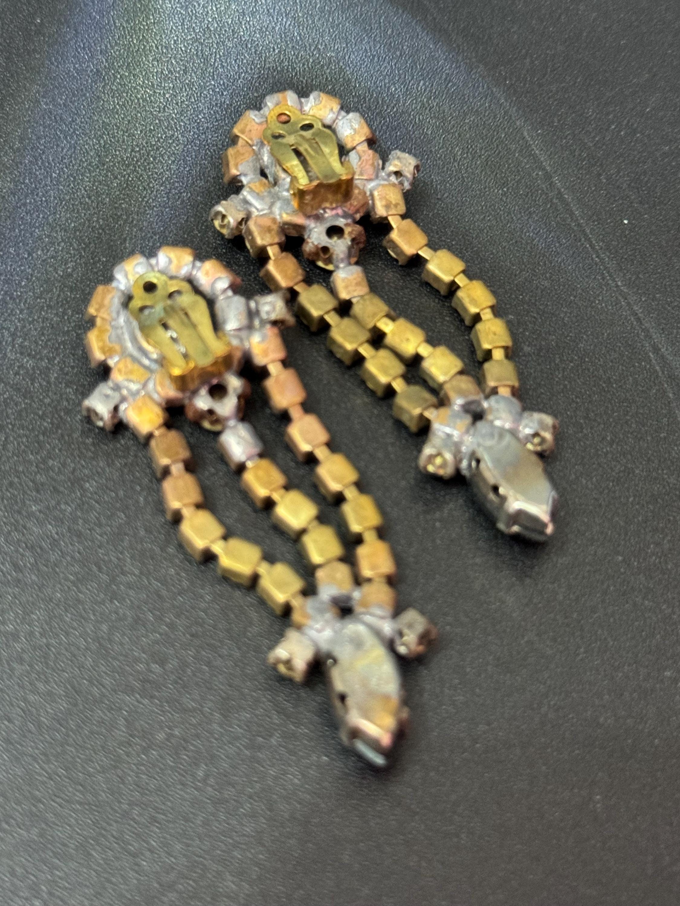 Vintage Czech black and clear Rhinestone Diamanté Drop Clip on Earrings