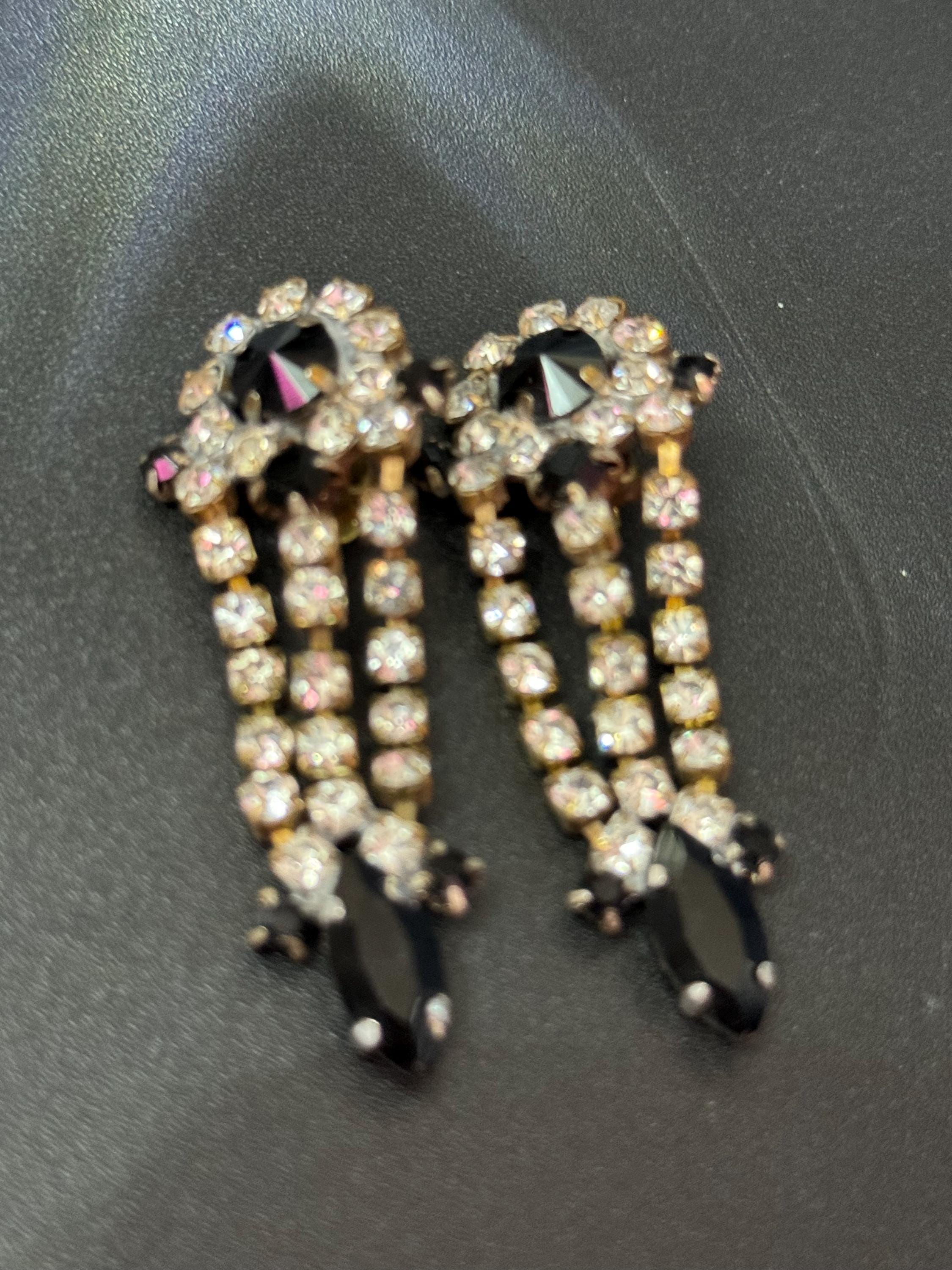 Vintage Czech black and clear Rhinestone Diamanté Drop Clip on Earrings