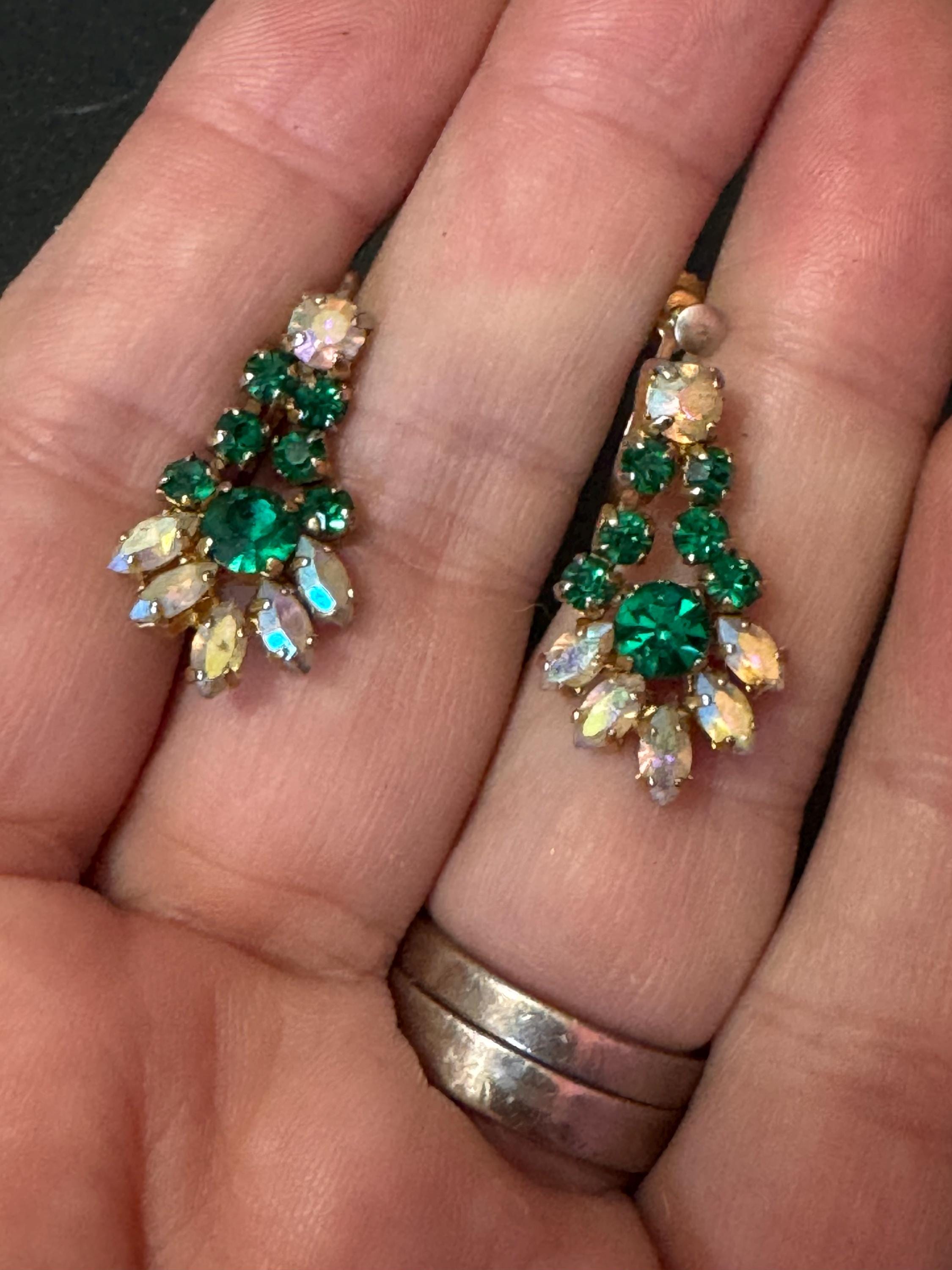Vintage Art Deco Emerald Green Rhinestone Clip On Earrings