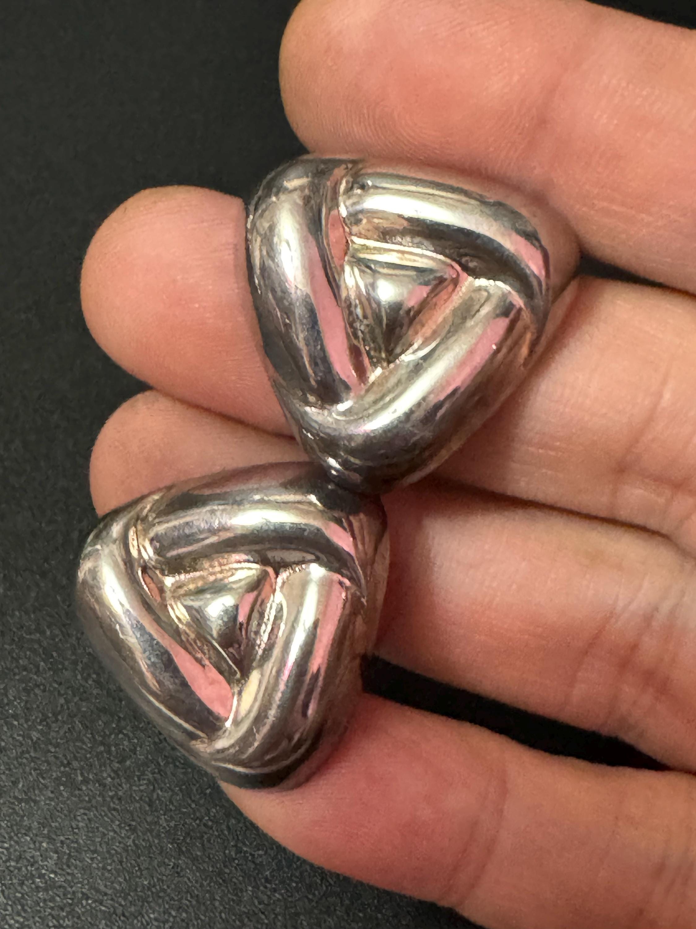 Vintage 925 modernist textured sterling silver triangular abstract clip on earrings 2.5cm hollow