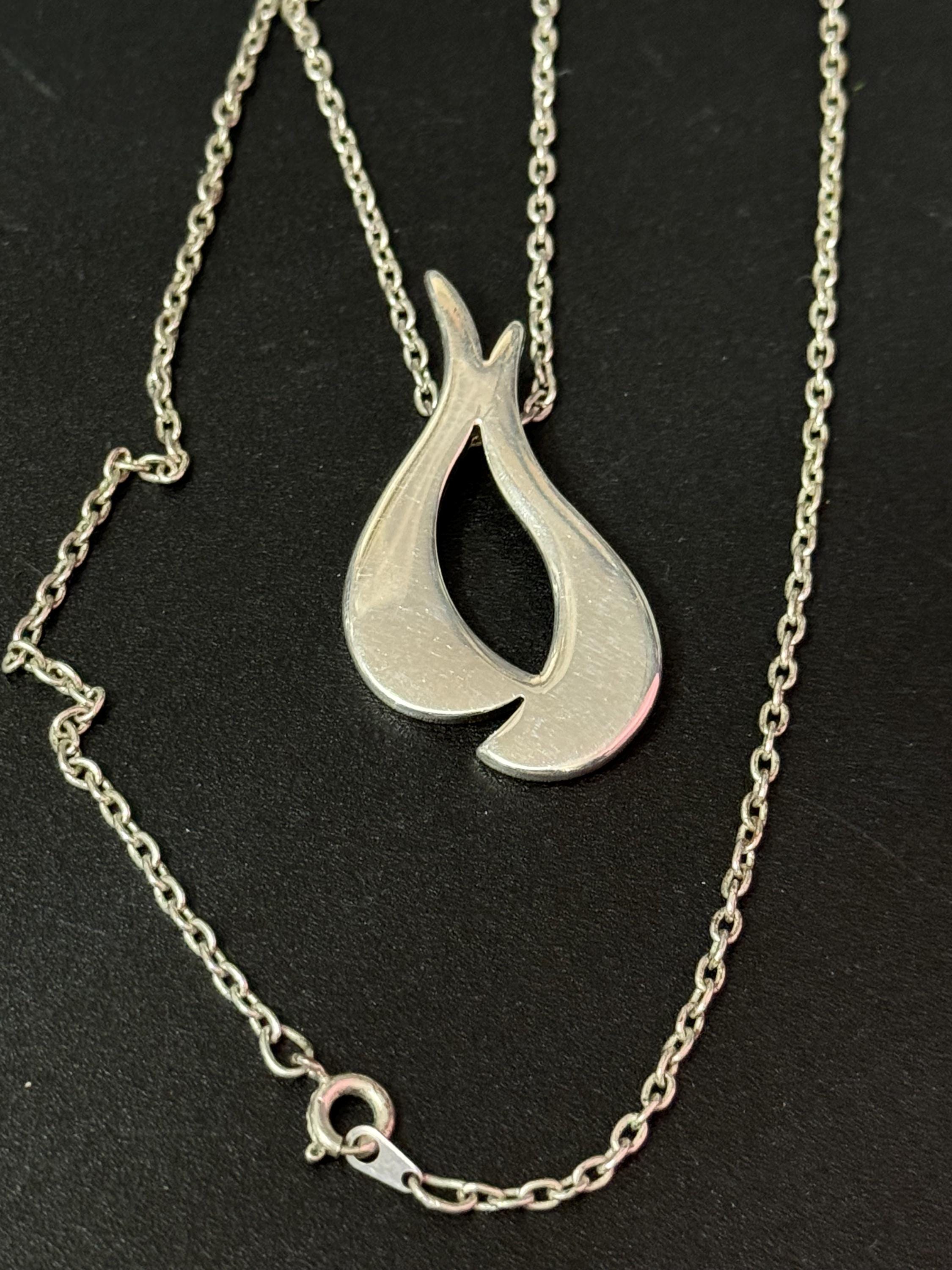 925 sterling silver abstract modernist pendant on a 69cm chain by Newbridge silverware