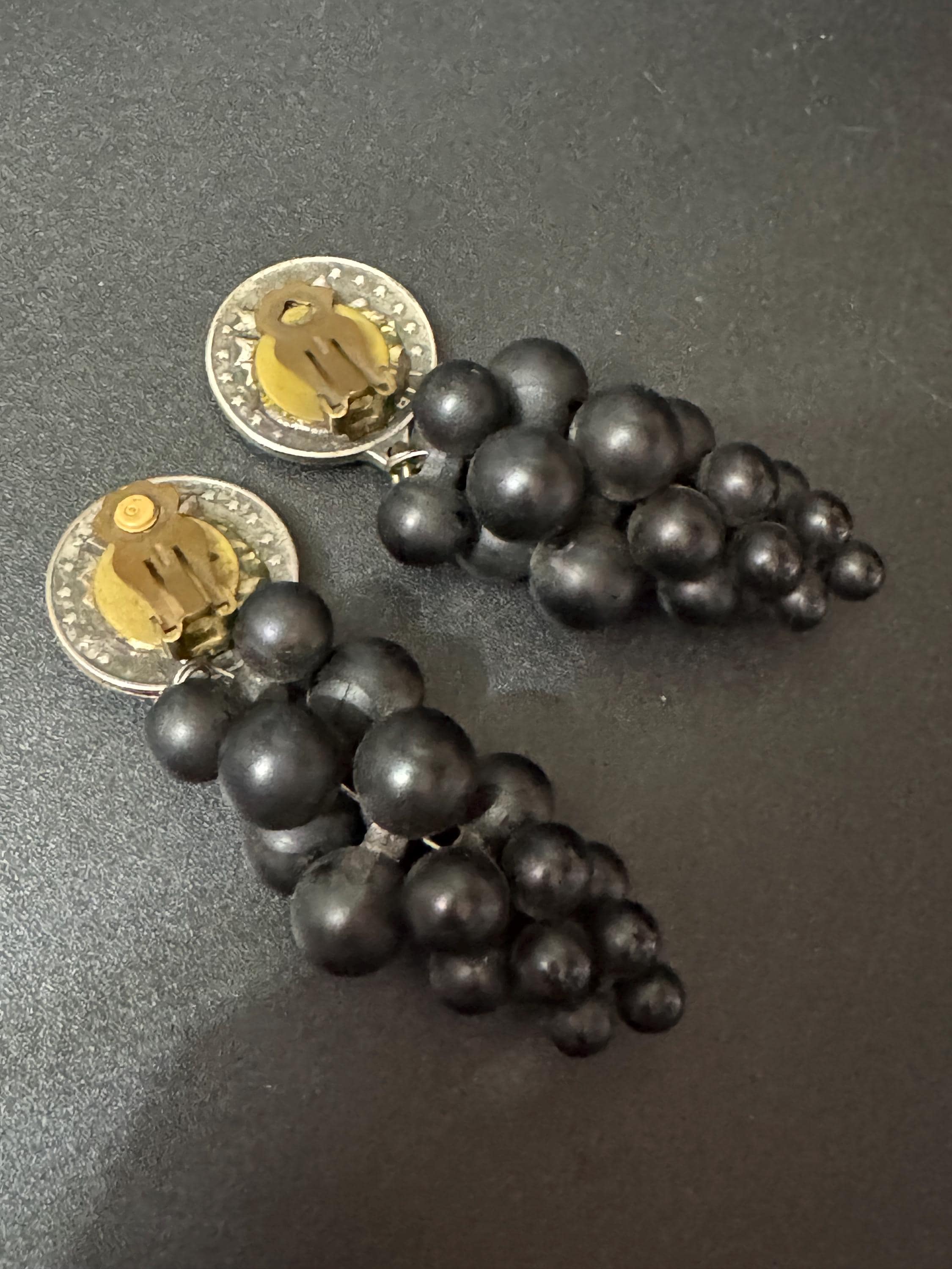 Vintage replica 1907 10 dollar coin black grape cluster oversized clip on earrings