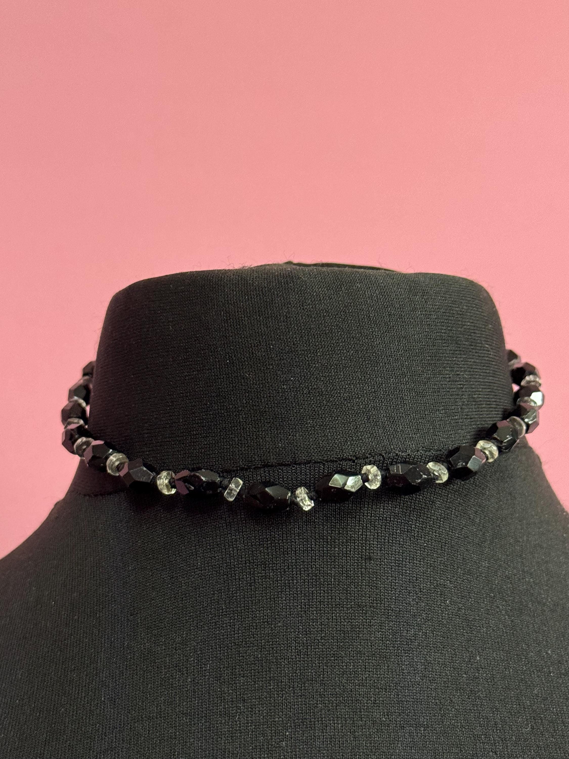 Petite neck 40cm 1950s vintage clear and black individually knotted beaded Art Deco necklace french jet black glass