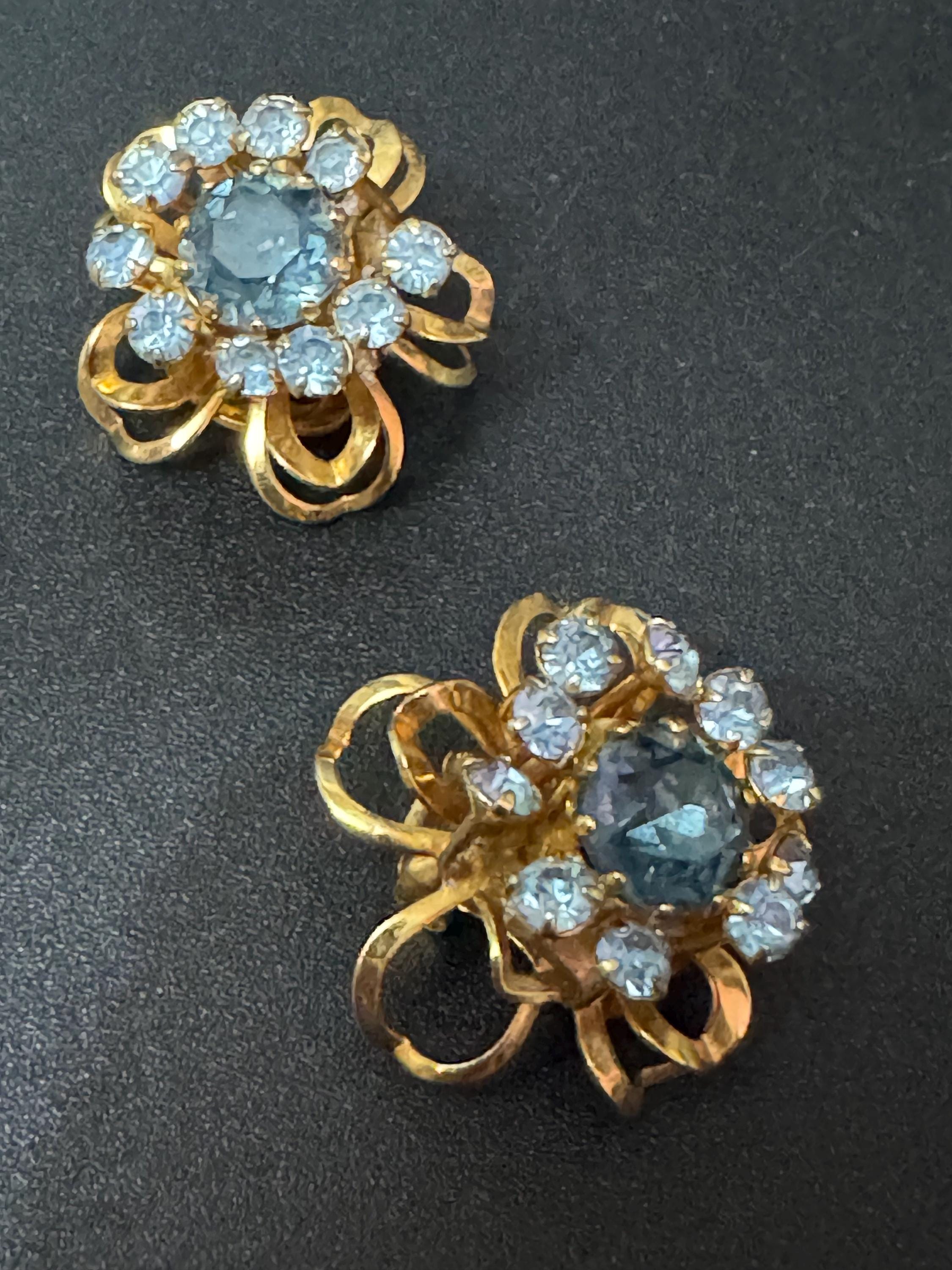 Vintage Mid century Gold tone statement blue sapphire glass diamanté stud clip on earrings