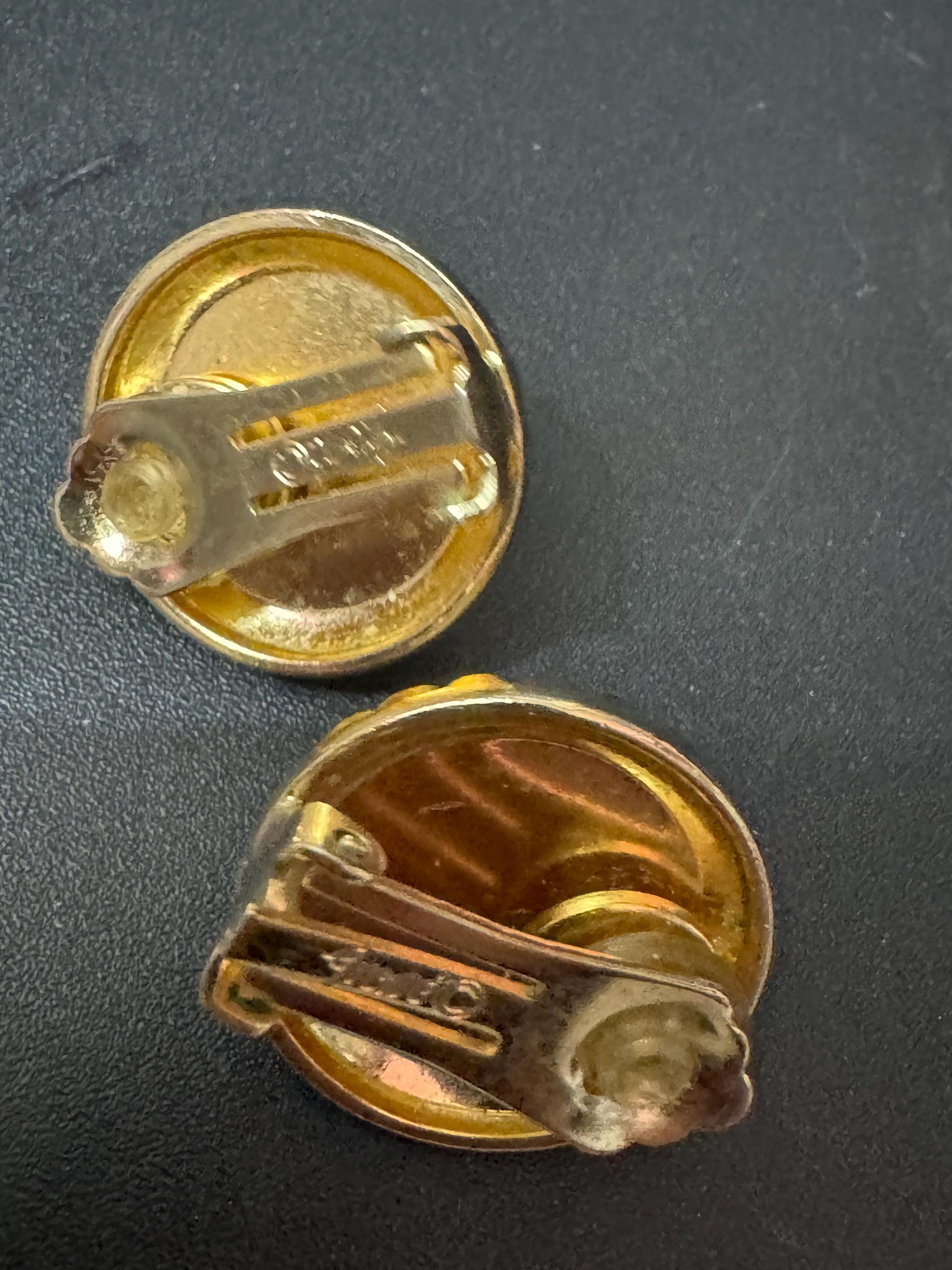 Signed GROSSE Gold Tone Pearl Cabochon Clip On Earrings