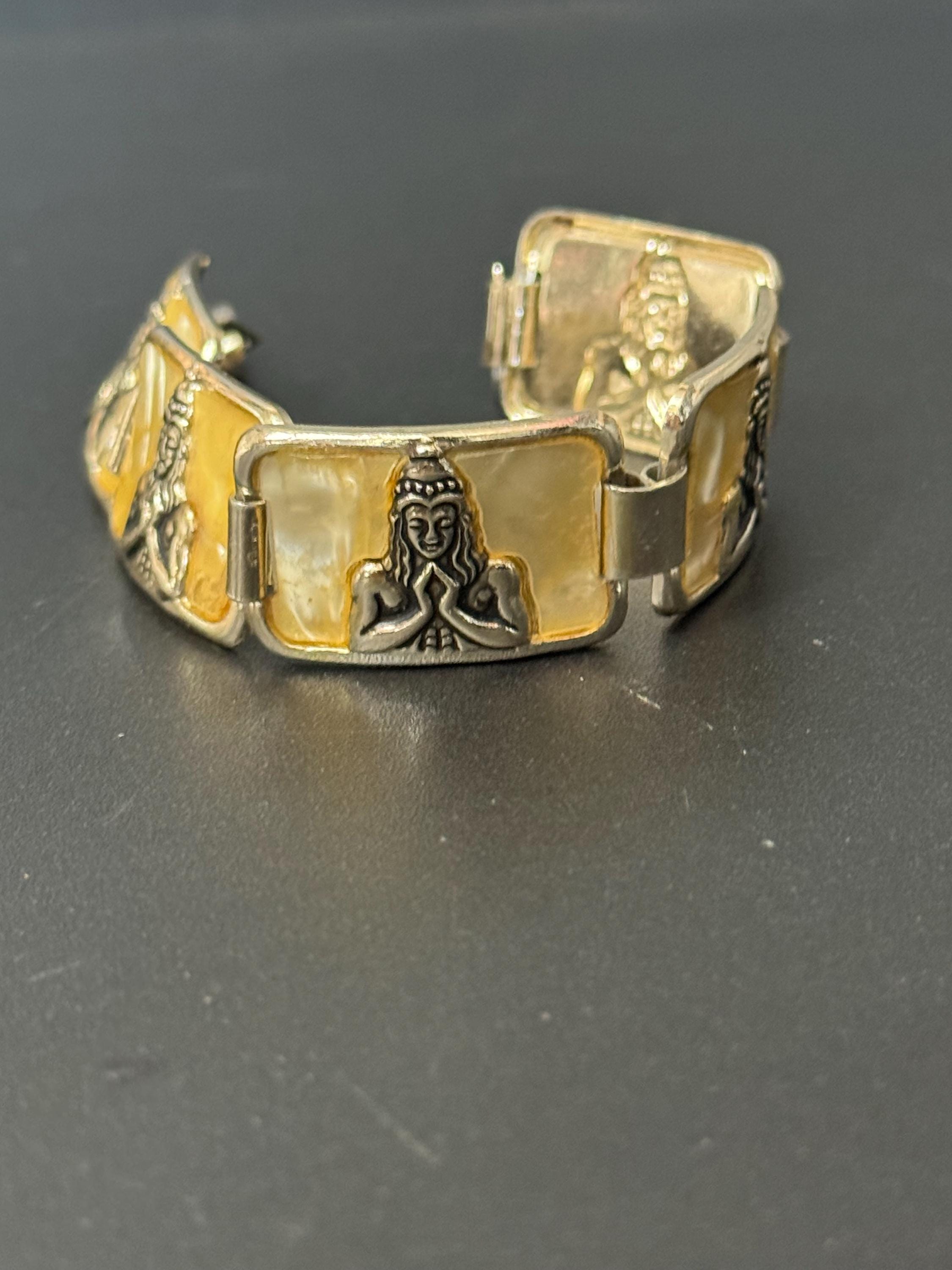 Egyptian revival Vintage Silver Tone cream celluloid Souvenir tourist panel link bracelet lightweight aluminium