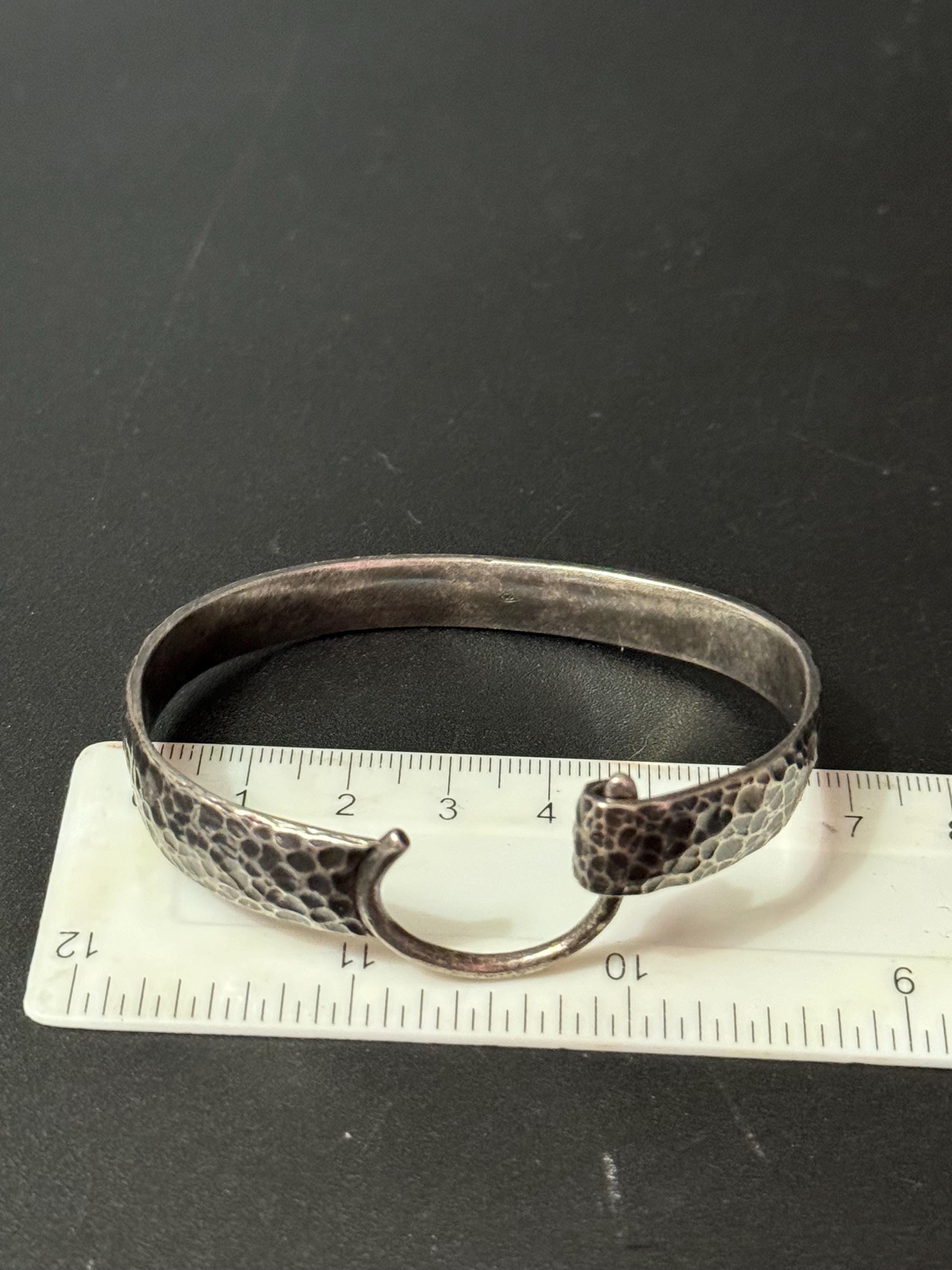 Vintage Modernist abstract stamoed 925 Sterling silver statement cuff bracelet brutalist bangle 38.4 grams