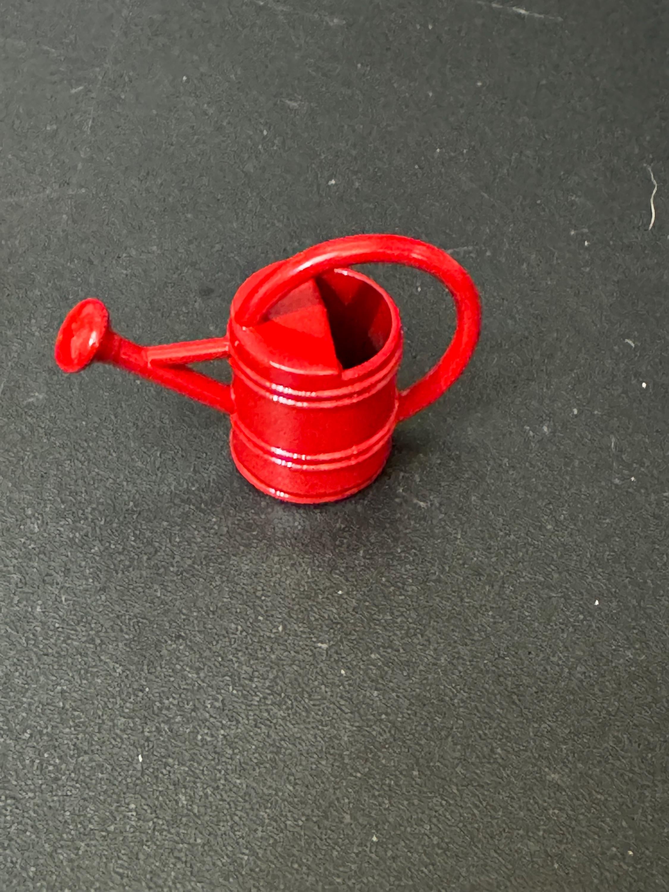 Miniature plain Red metal watering can garden tools gardener cake topper decoration scenery dolls