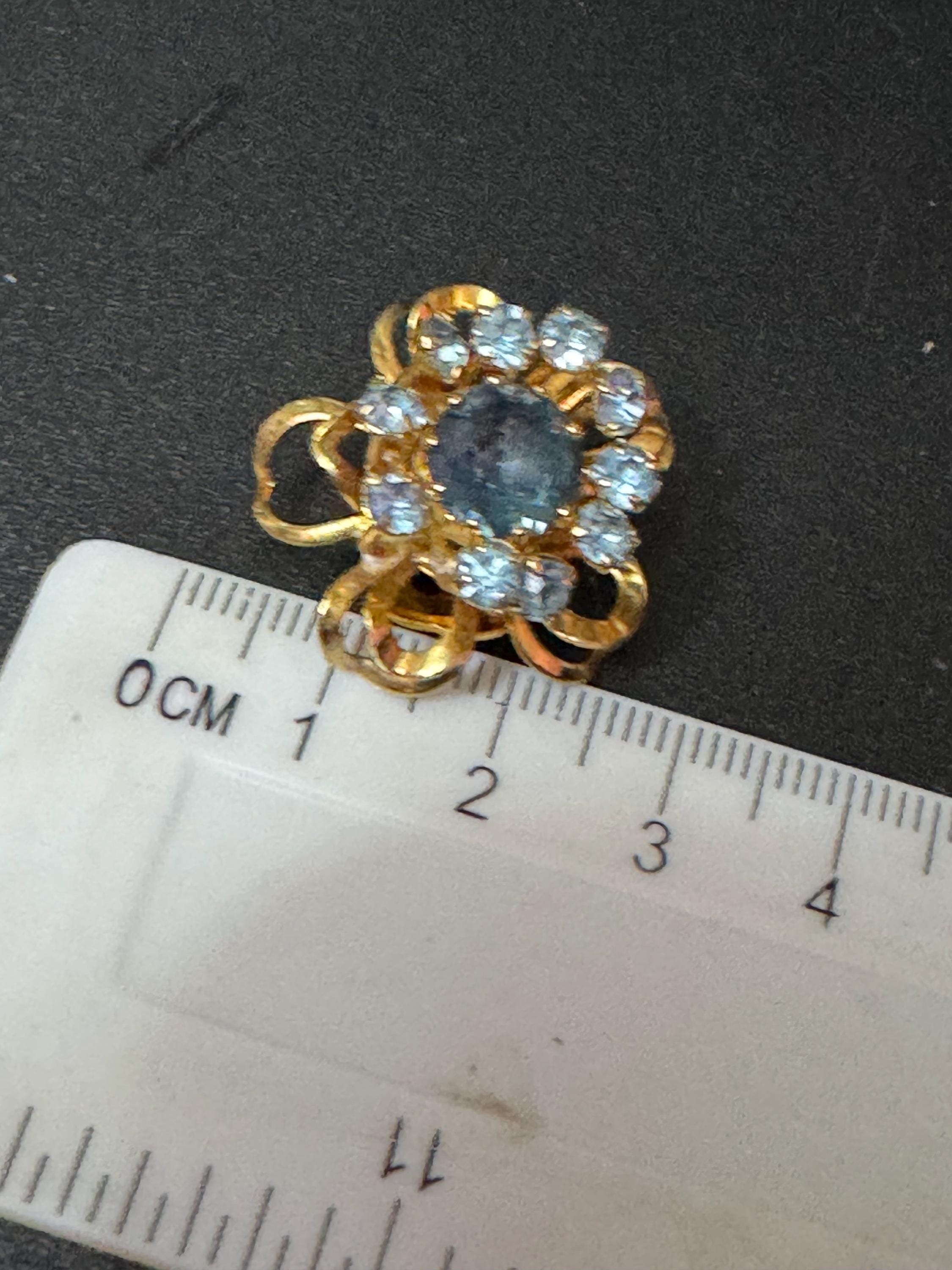 Vintage Mid century Gold tone statement blue sapphire glass diamanté stud clip on earrings