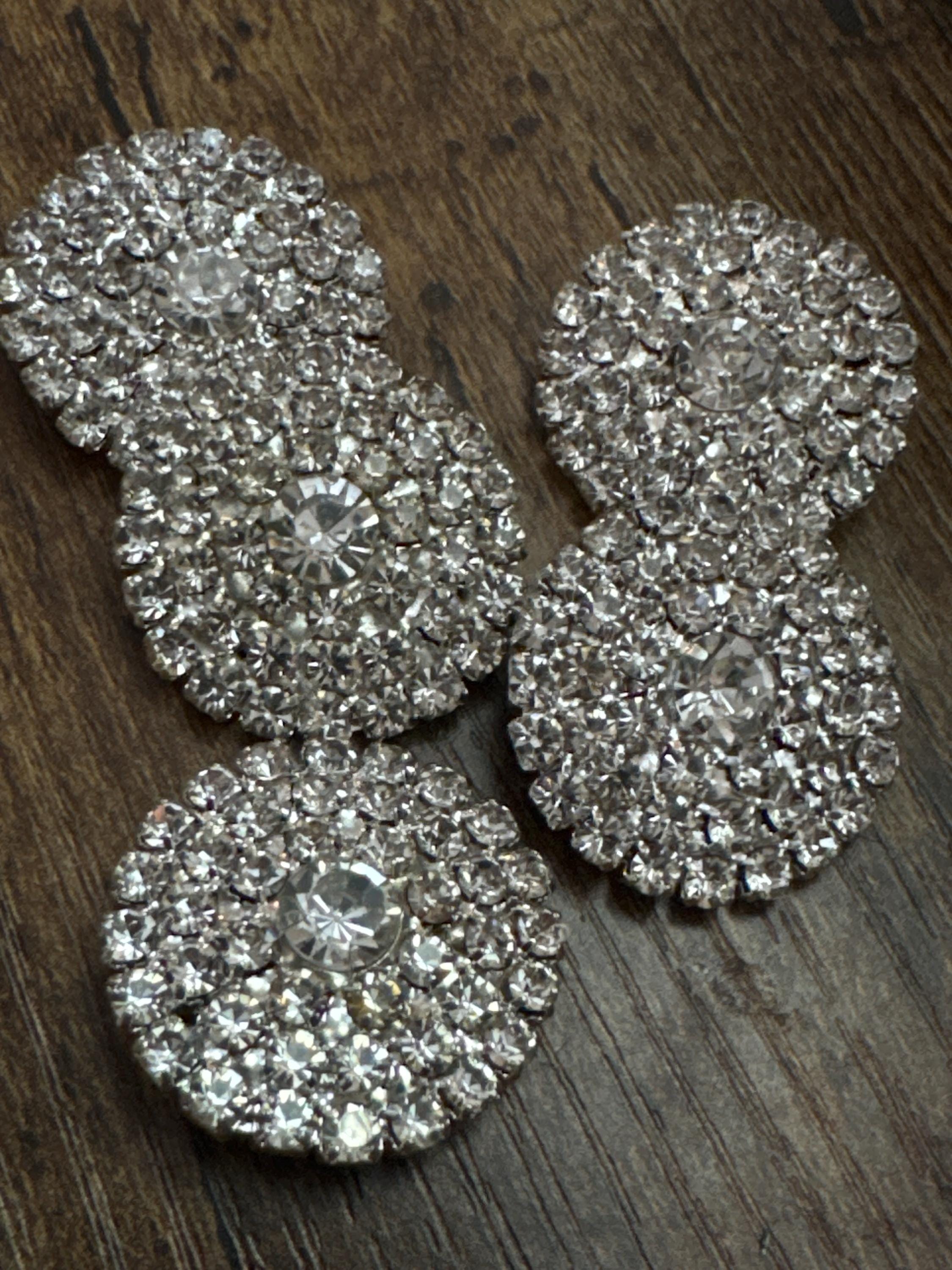24mm clear diamanté buttons, set 5 low domed silver tone