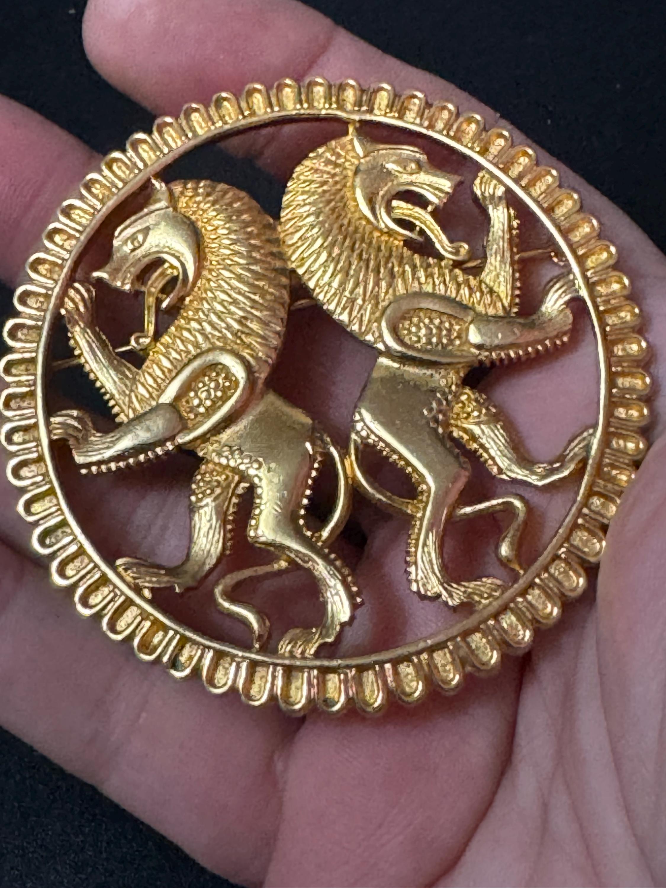Vintage 1960s Gold Plated Rampant Lions Brooch - Jennifer Gibson XL Openwork
