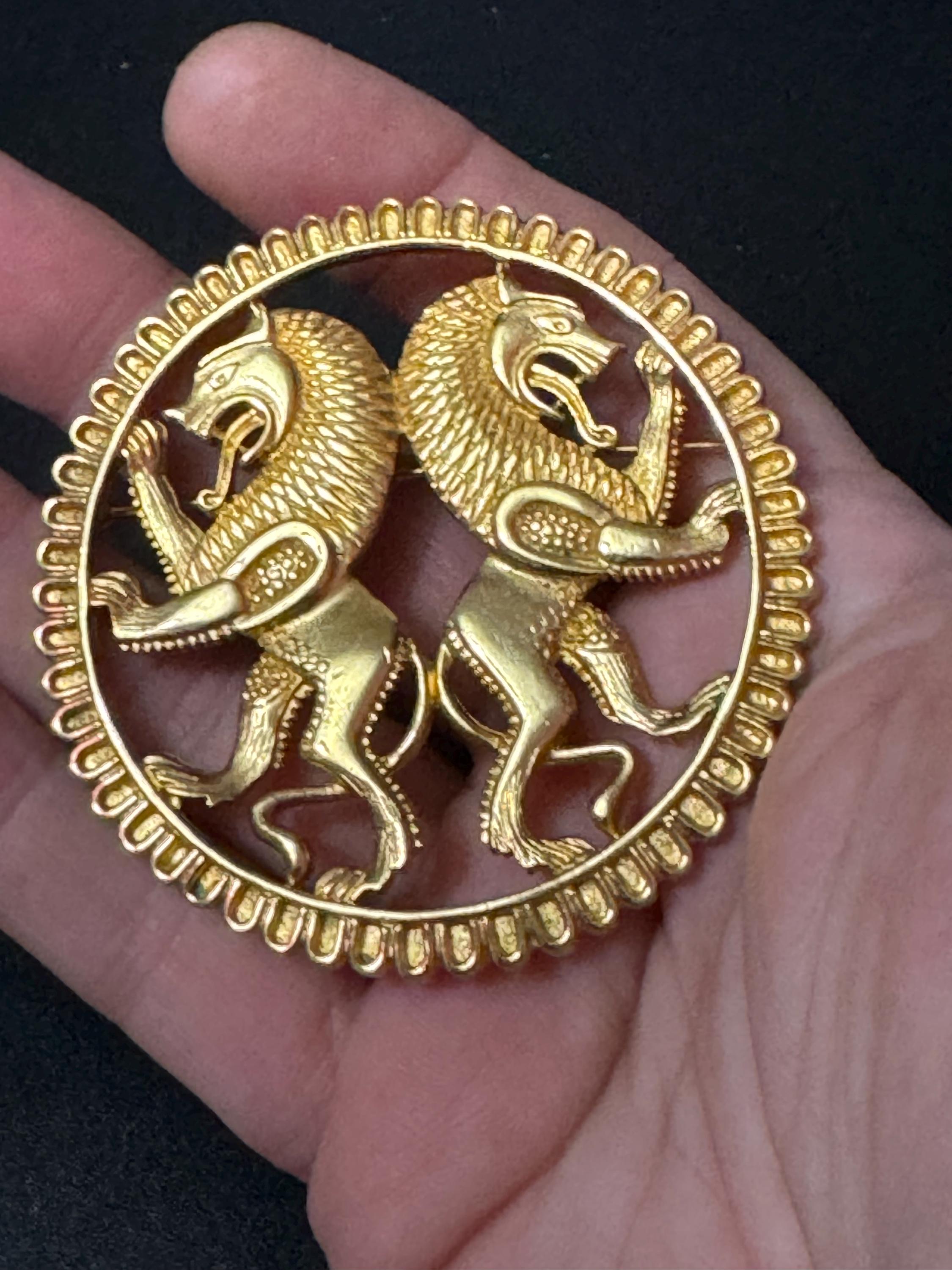 Vintage 1960s Gold Plated Rampant Lions Brooch - Jennifer Gibson XL Openwork