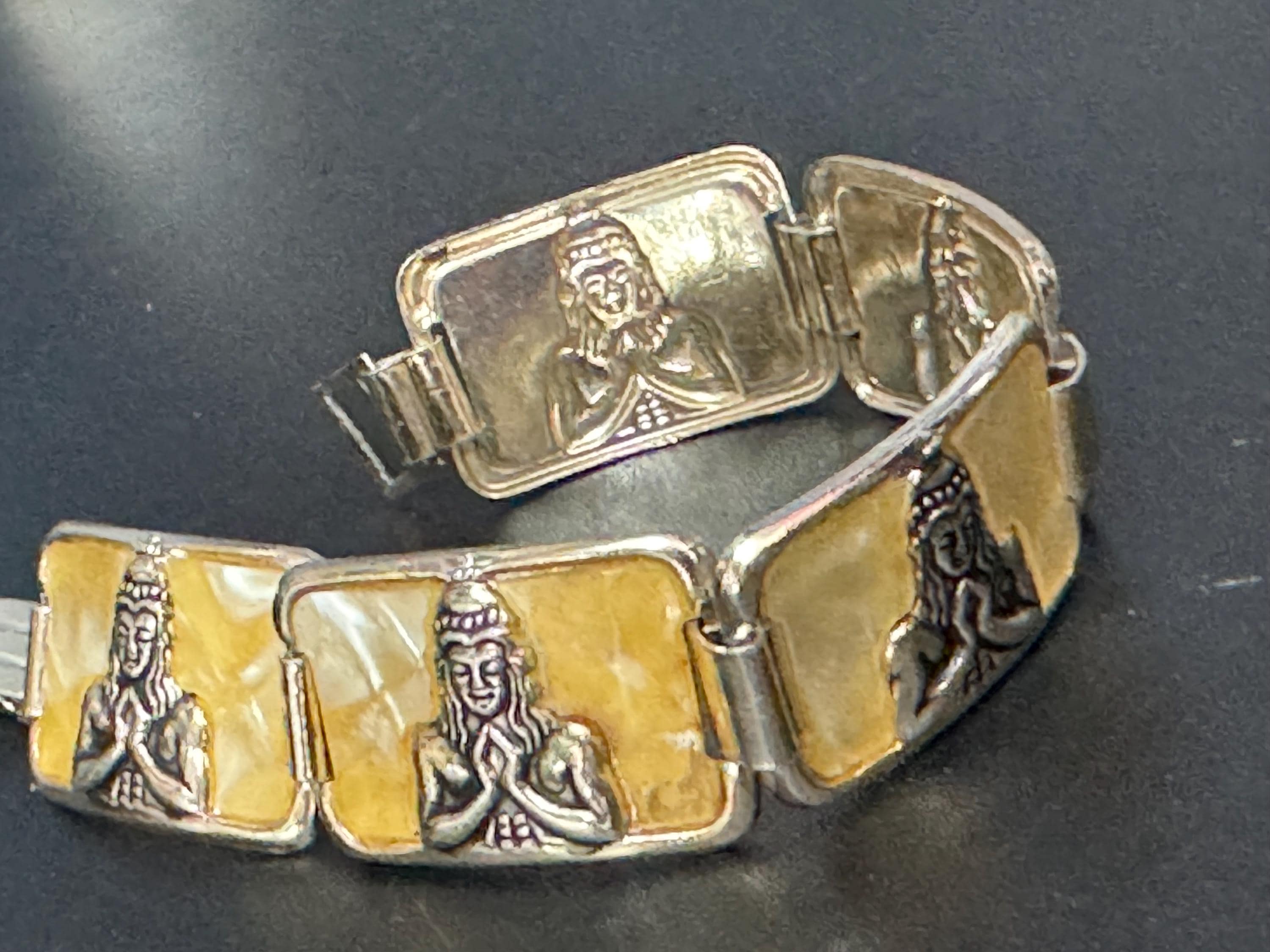 Egyptian revival Vintage Silver Tone cream celluloid Souvenir tourist panel link bracelet lightweight aluminium
