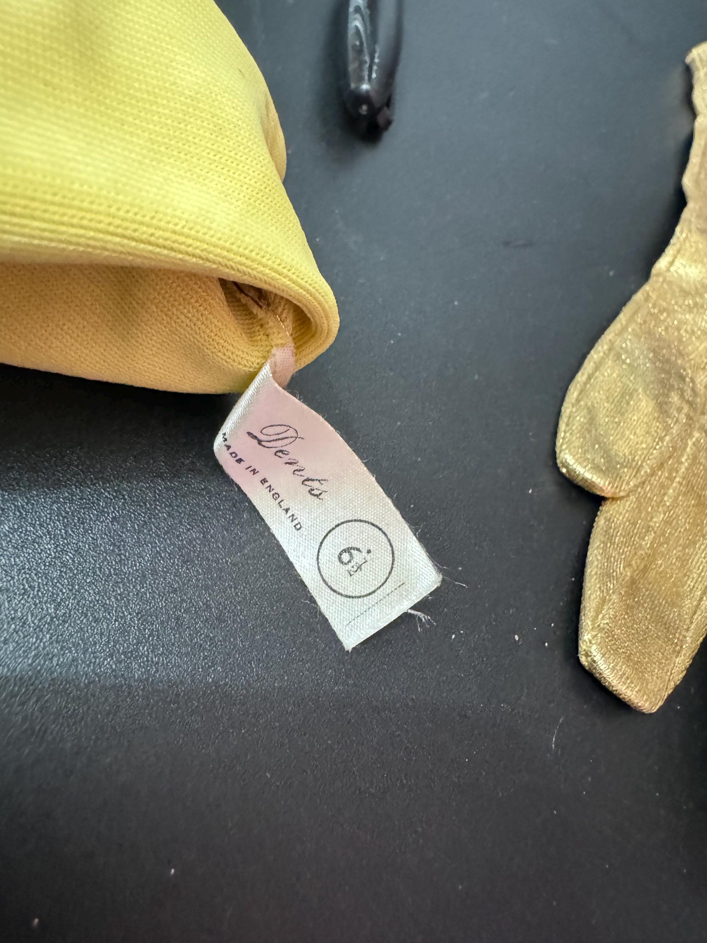 Dents size small 6.5 bright gold metallic short length Day Formal evening Gloves 26cm