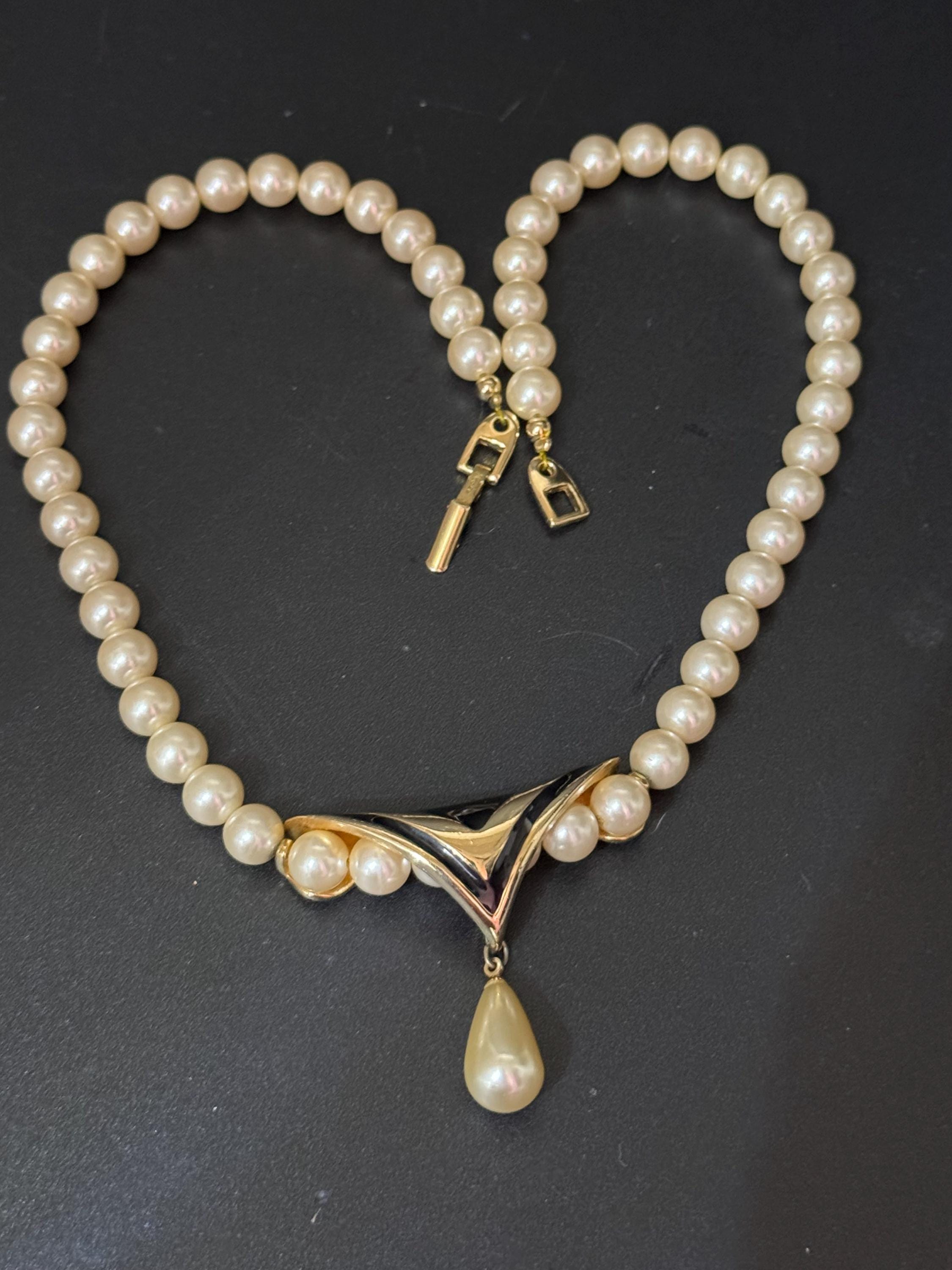 Signed Napier Cream Pearl Necklace: Black Enamel Teardrop, Gold Tone (47cm)