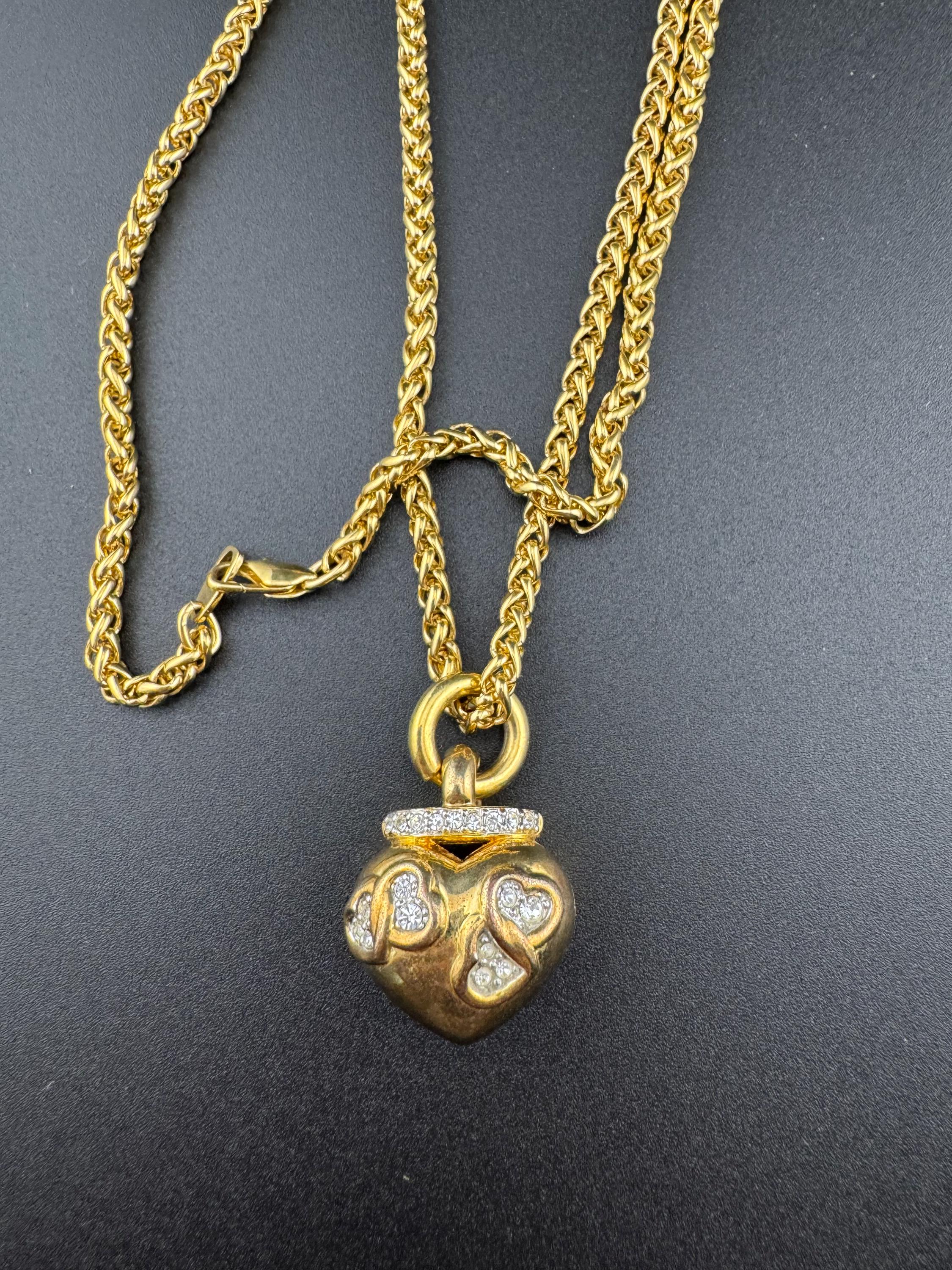 Y2K Crystal Heart Pendant Necklace - Chunky Gold Chain