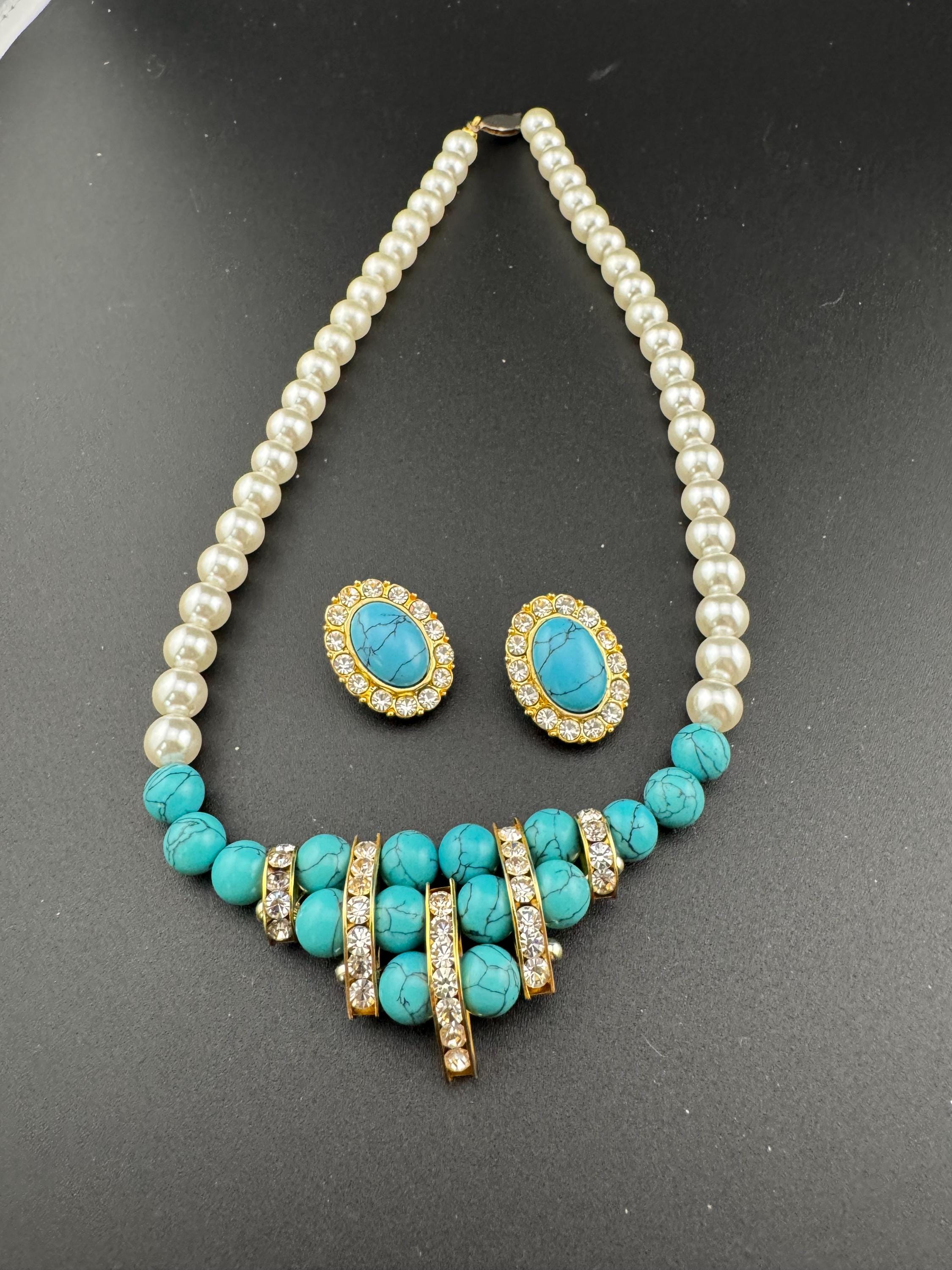 Retro 1980s faux glass cream pearl beaded turquoise gemstone and diamanté necklace and matching bracelet and earrings jewellery set