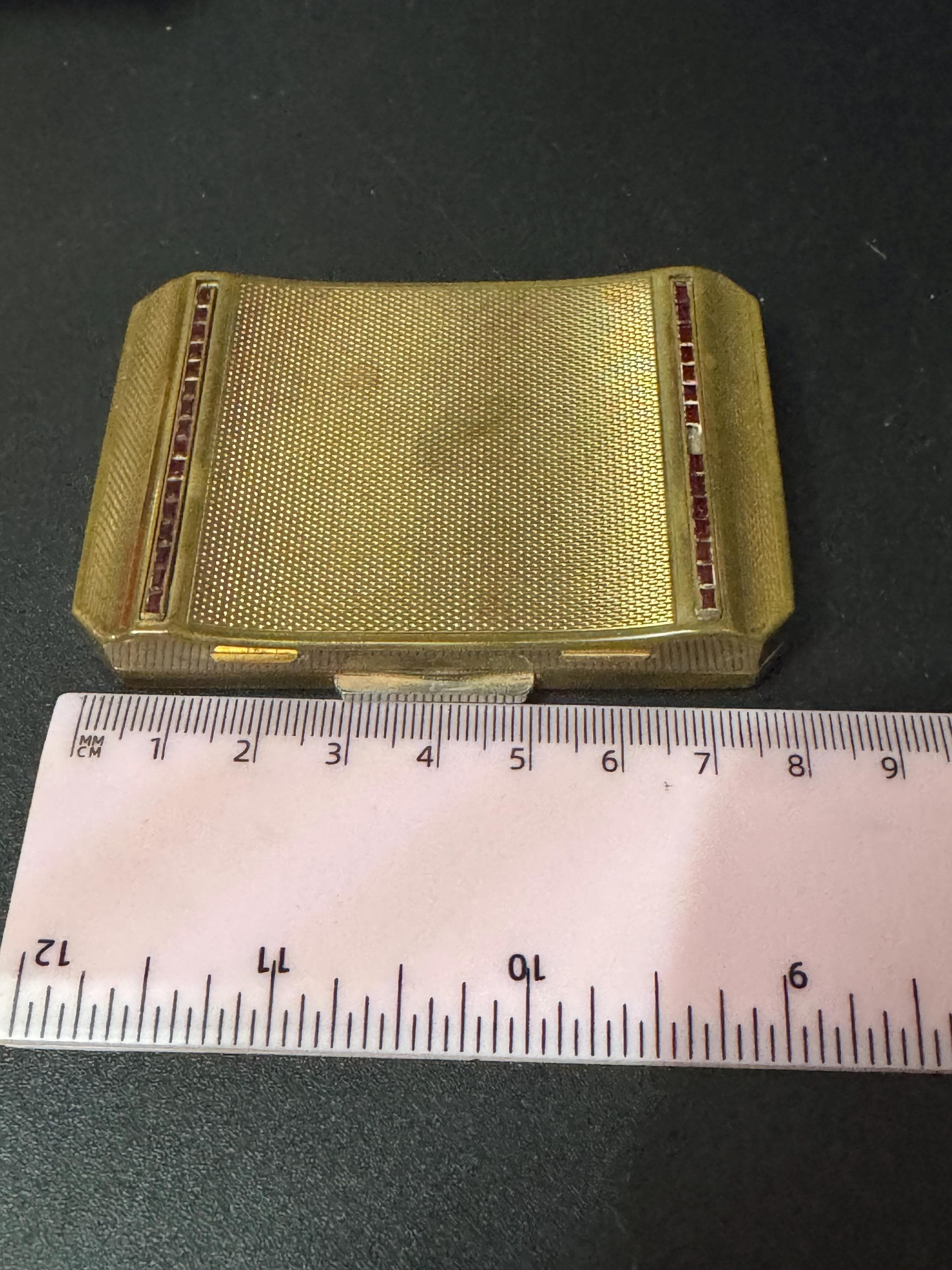 Vintage Stratton powder compact with ruby red baguette diamanté rhinestones one missing