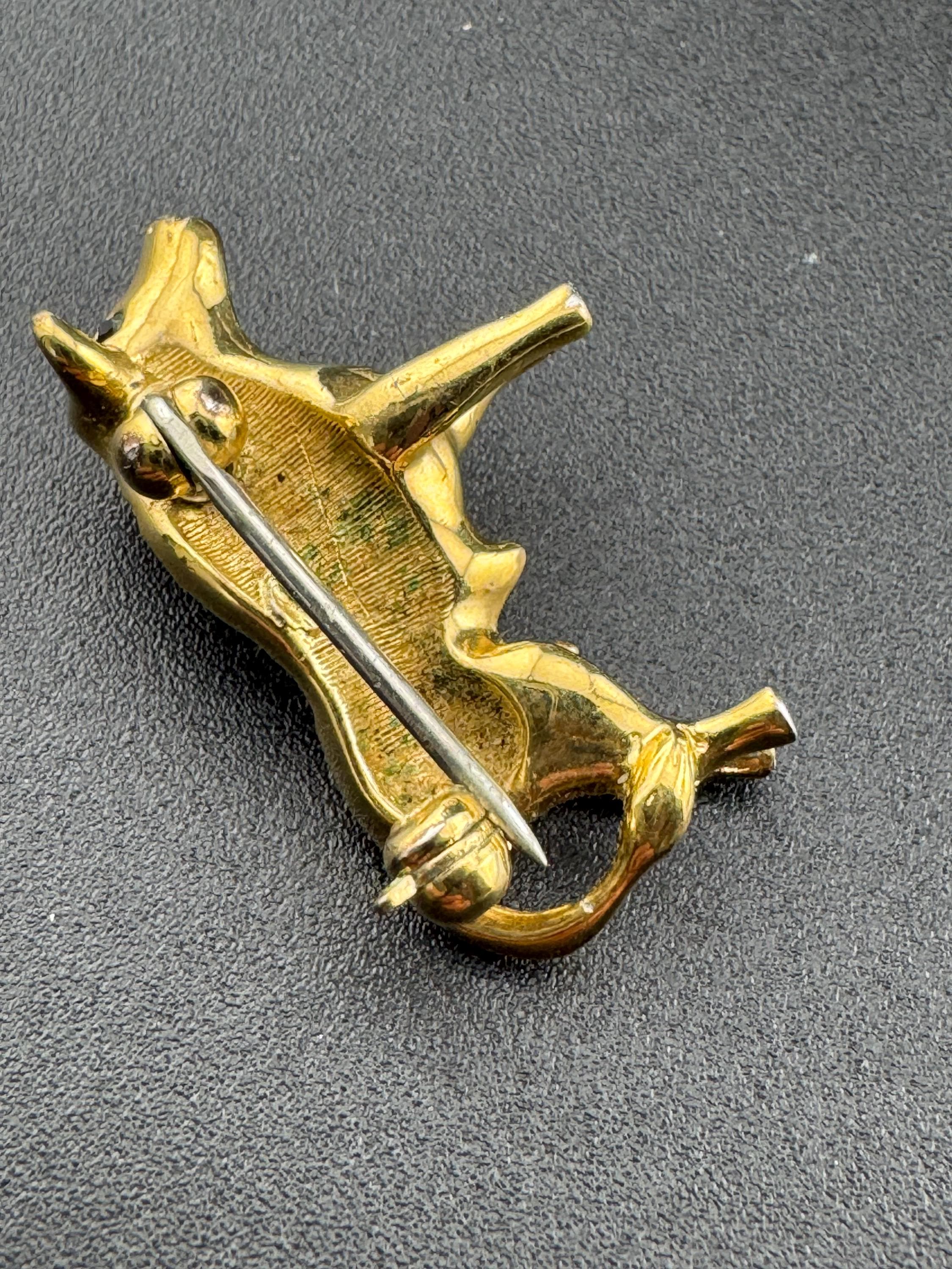 Small rhinestone cow brooch lapel pin heavy gold plated