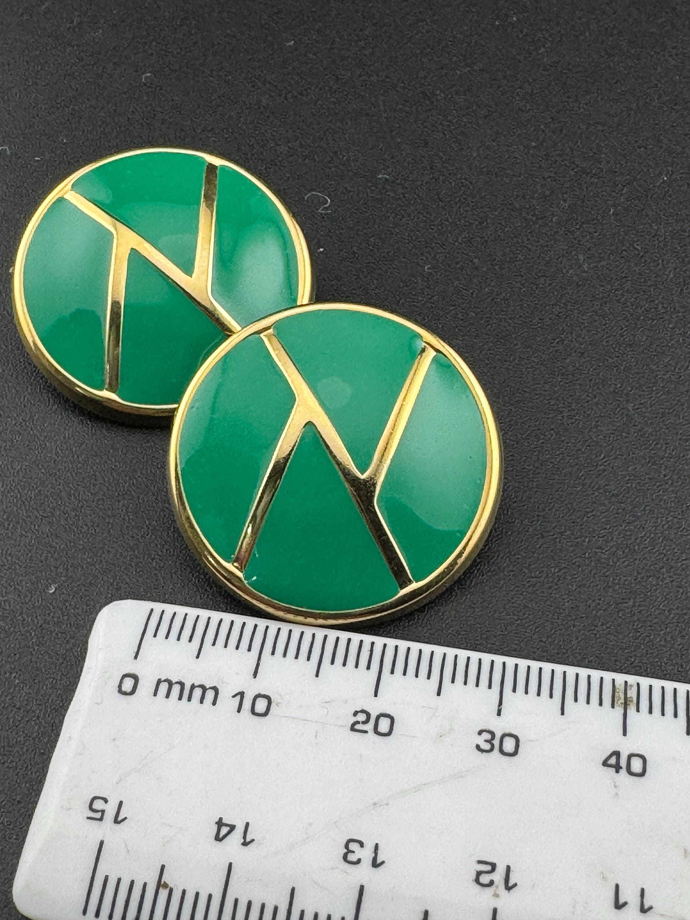 Vintage 80s bright green enamel gold tone two tone round button stud earrings for pierced ears unworn