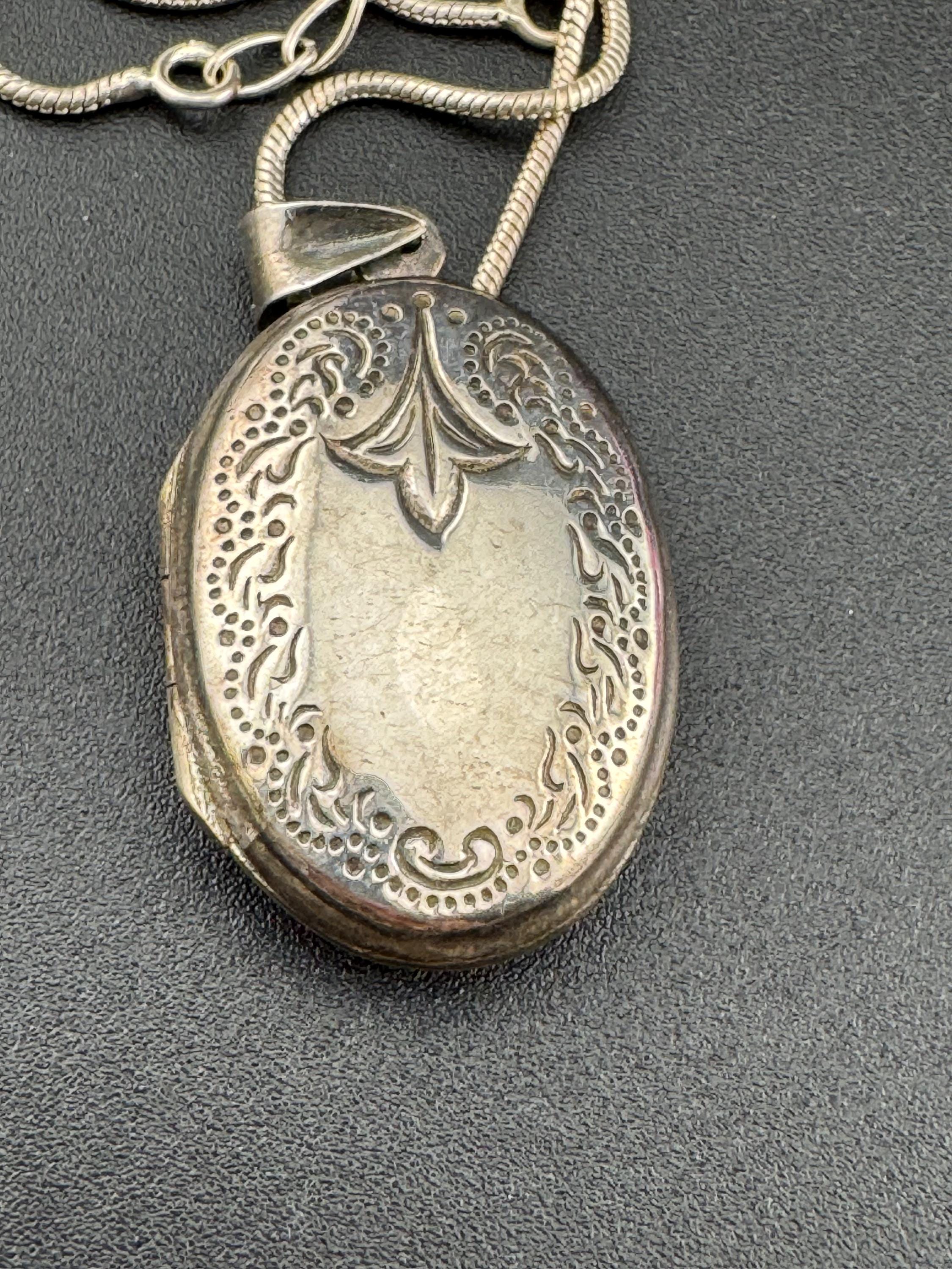 Vintage 925 Sterling Silver Photo Locket Necklace: Engraved Keepsake