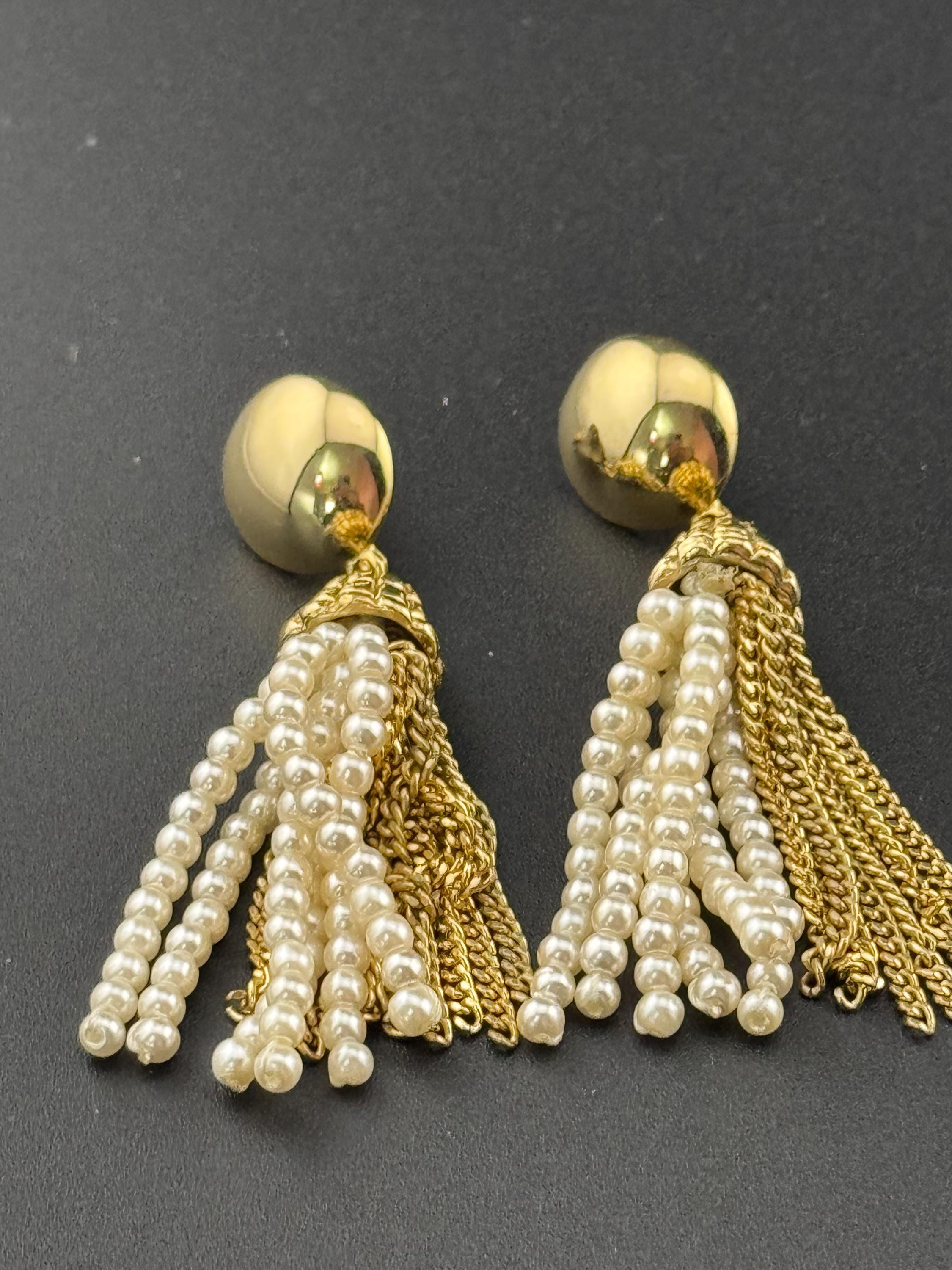 Vintage gold tone long dangly chain link faux pearl tassel earrings for pierced ears 1980s