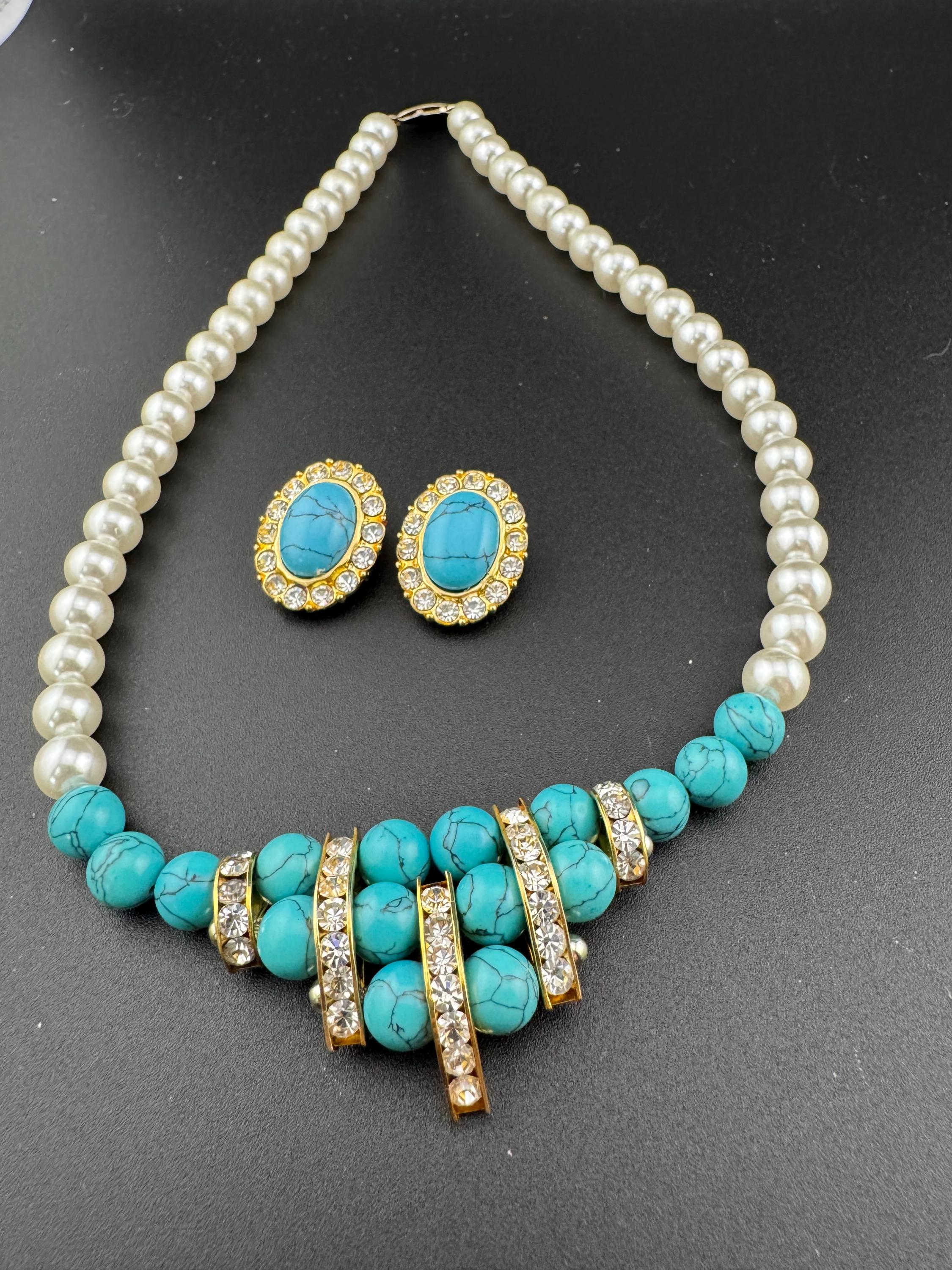 Retro 1980s faux glass cream pearl beaded turquoise gemstone and diamanté necklace and matching bracelet and earrings jewellery set