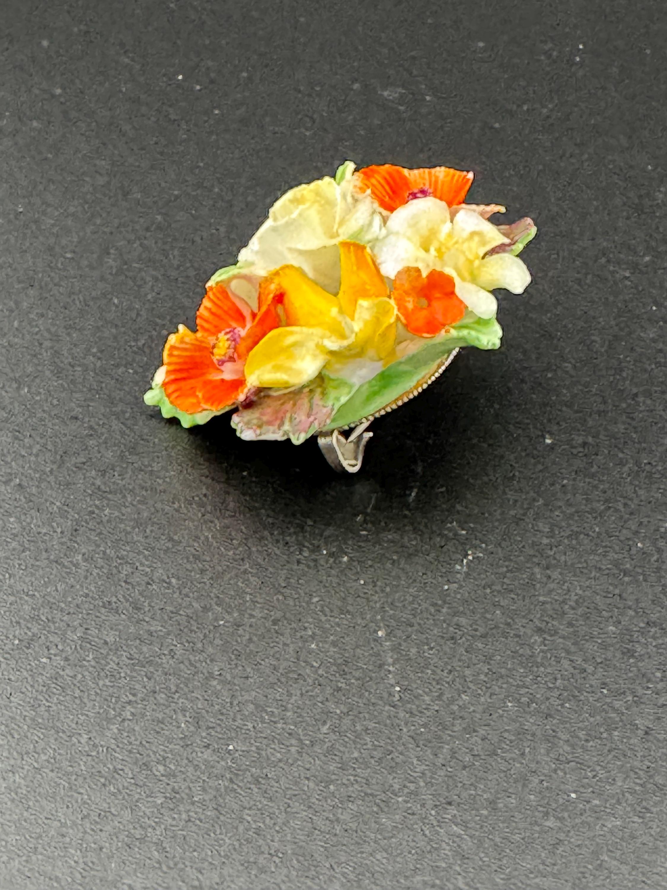 Vintage crown ceramic Cluster flower floral spring brooch