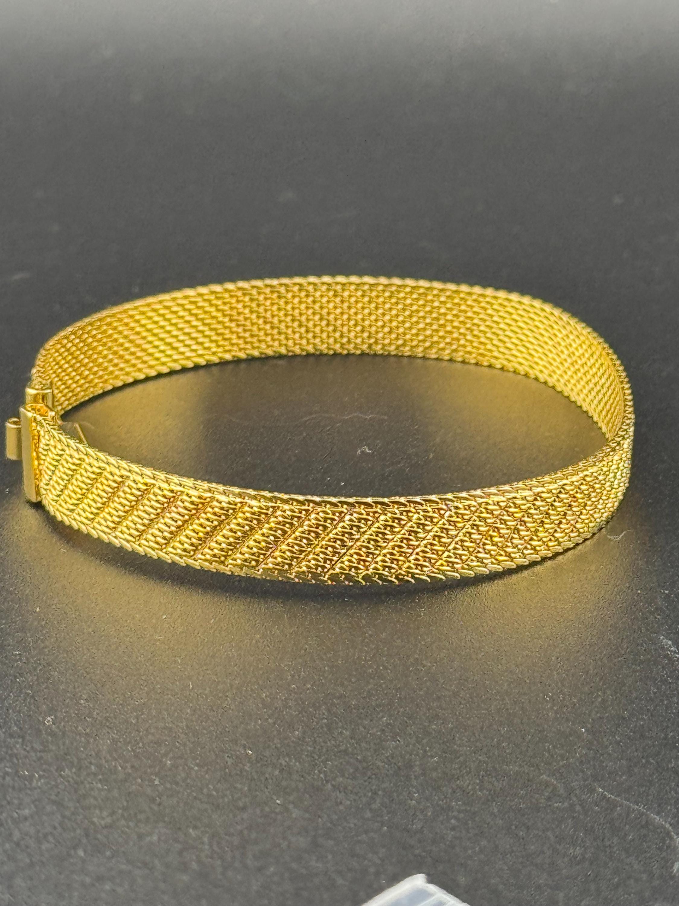 True Vintage pristine gold plated wide mesh flat link bangle bracelet 18.5 x 7mm old shop stock
