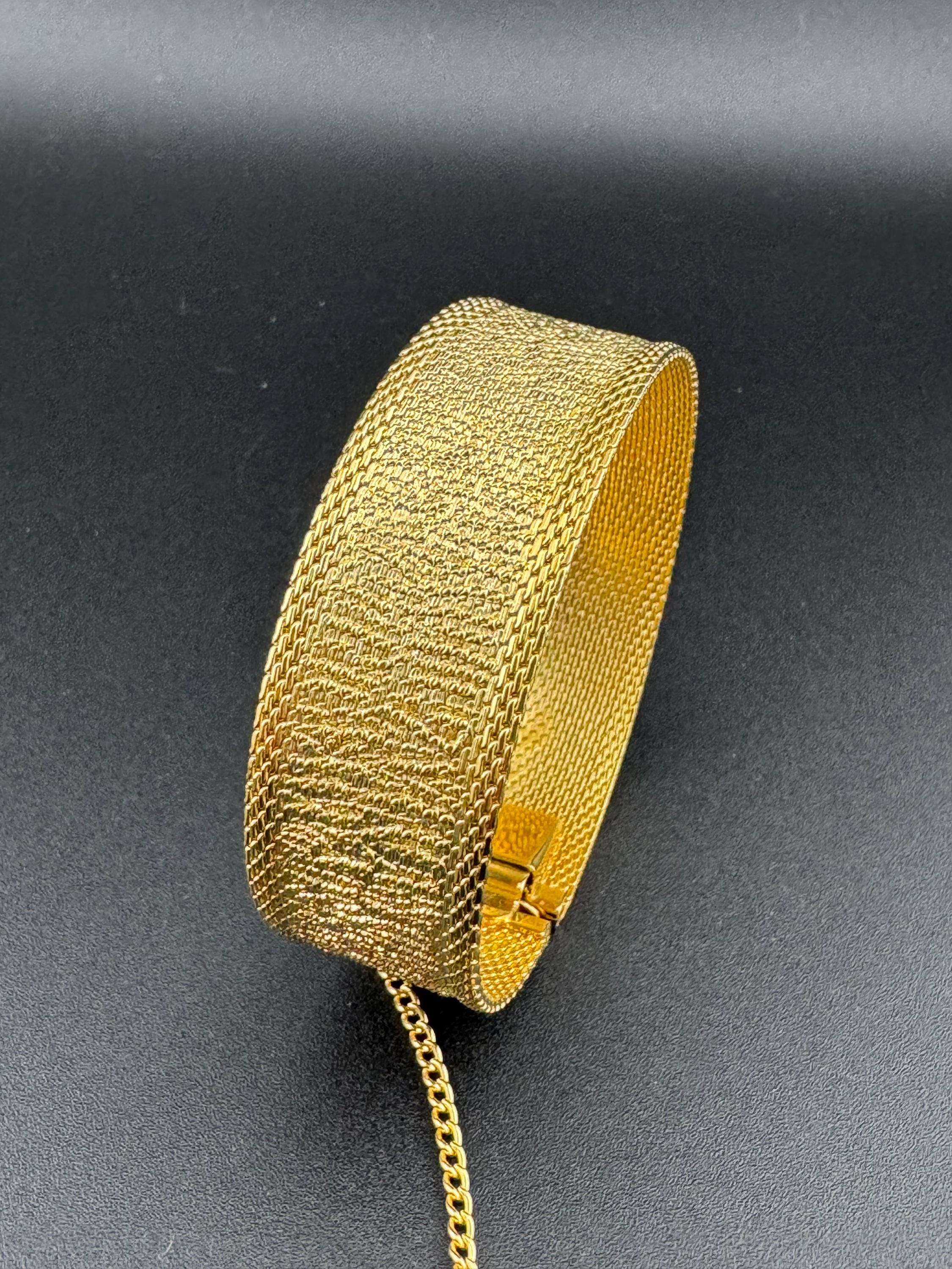 True Vintage pristine gold plated 18mm wide mesh flat link bangle bracelet 18.5cm long old shop stock