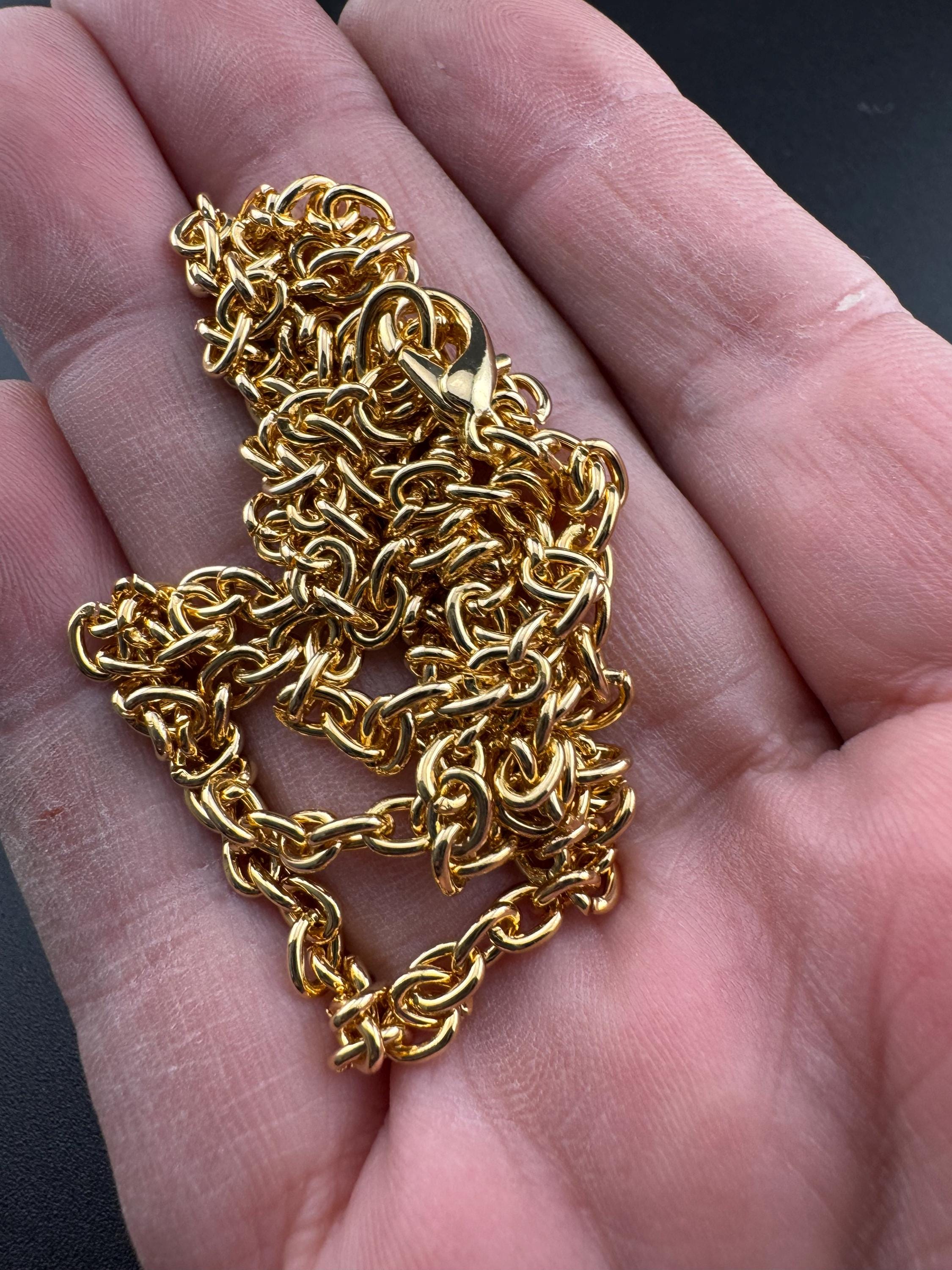 28” 72cm long gold cable chain necklace