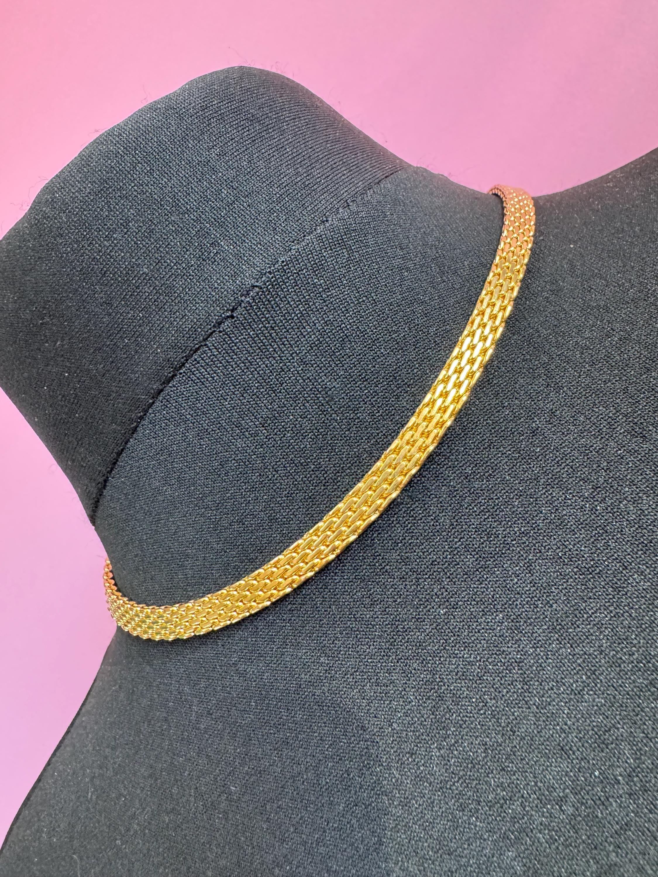 True vintage gold tone 6mm wide woven mesh choker collar necklace adj length genuine old shop stock