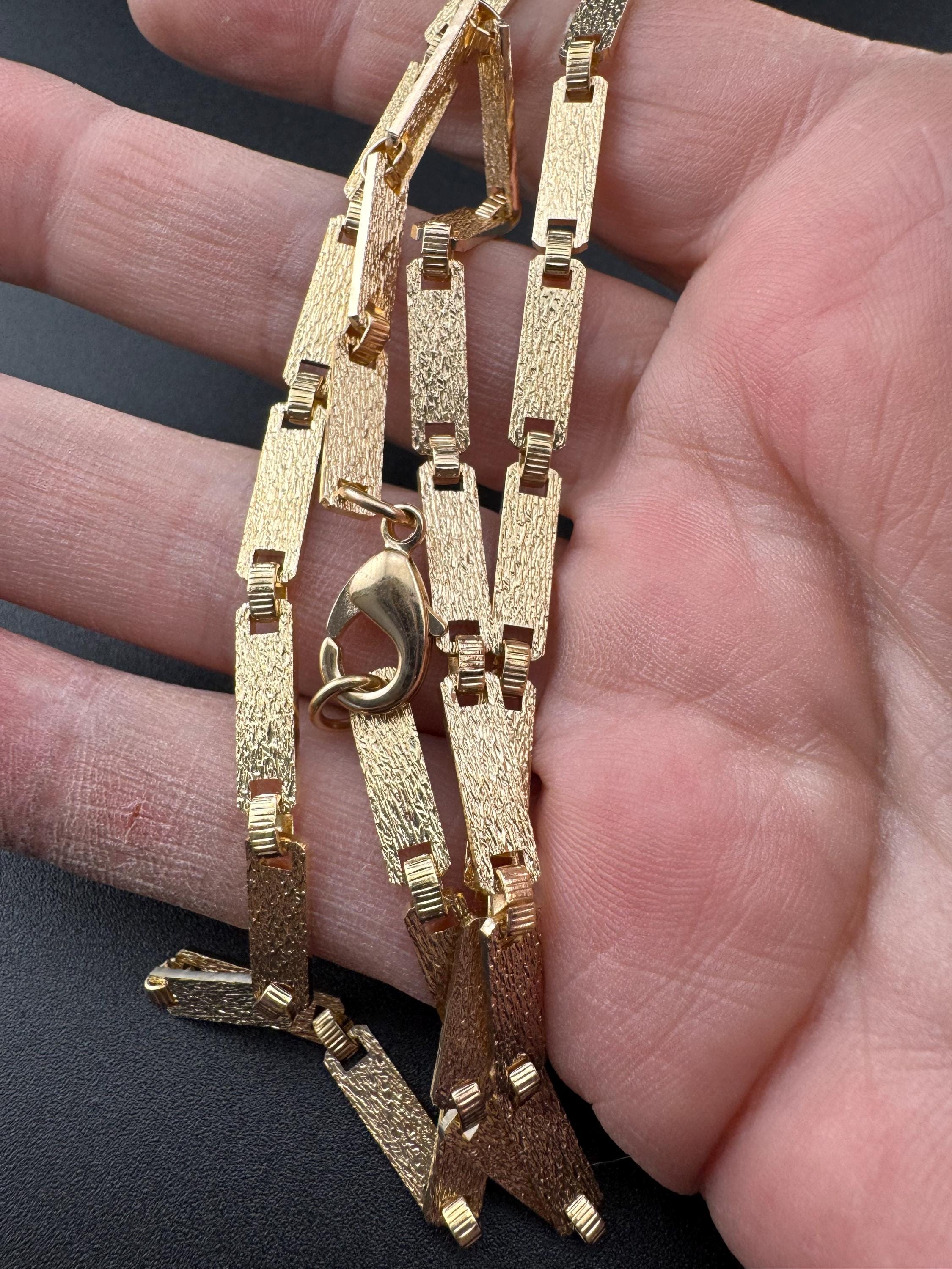 long 20.5” flat bar link chain necklace, 1980s Matt gold tone