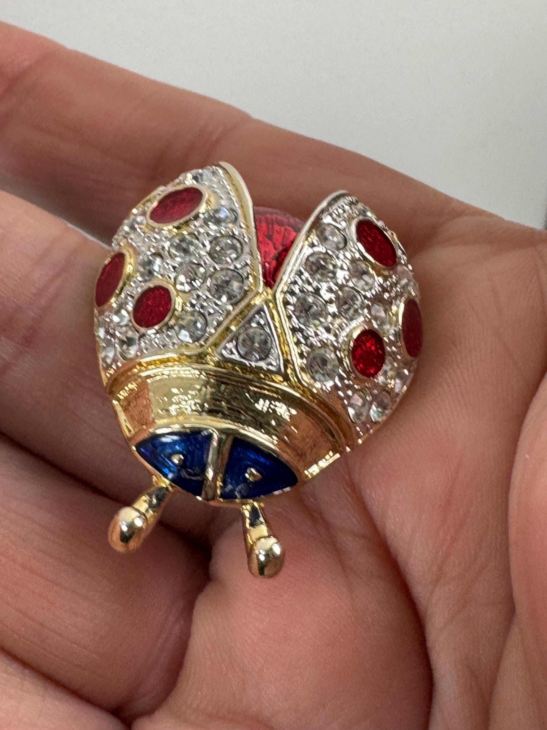 red and black enamel ladybird Brooch, 4cm ladybug