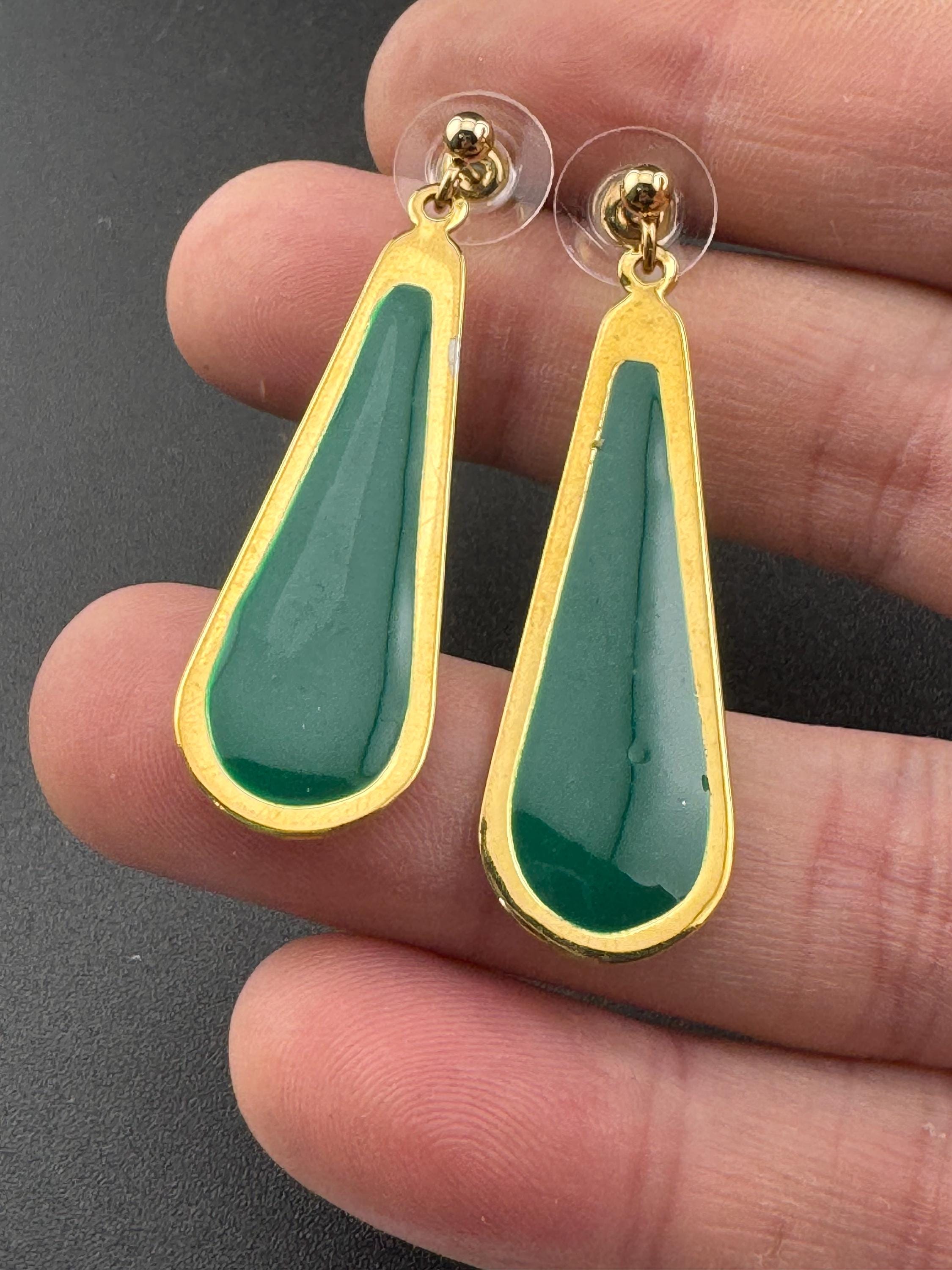 Vintage 80s teal green enamel gold tone dangly drop earrings for pierced ears unworn