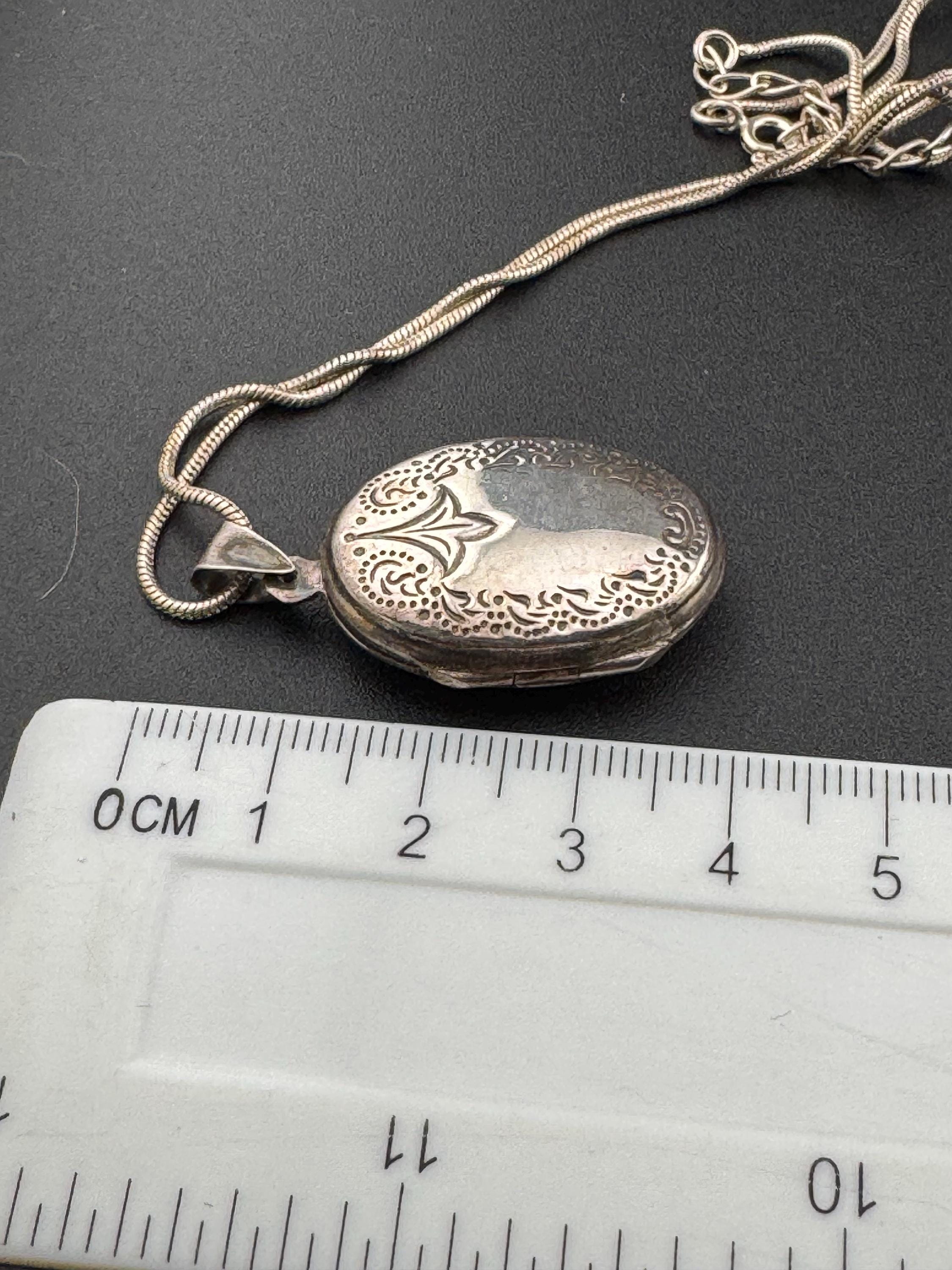 Vintage 925 Sterling Silver Photo Locket Necklace: Engraved Keepsake