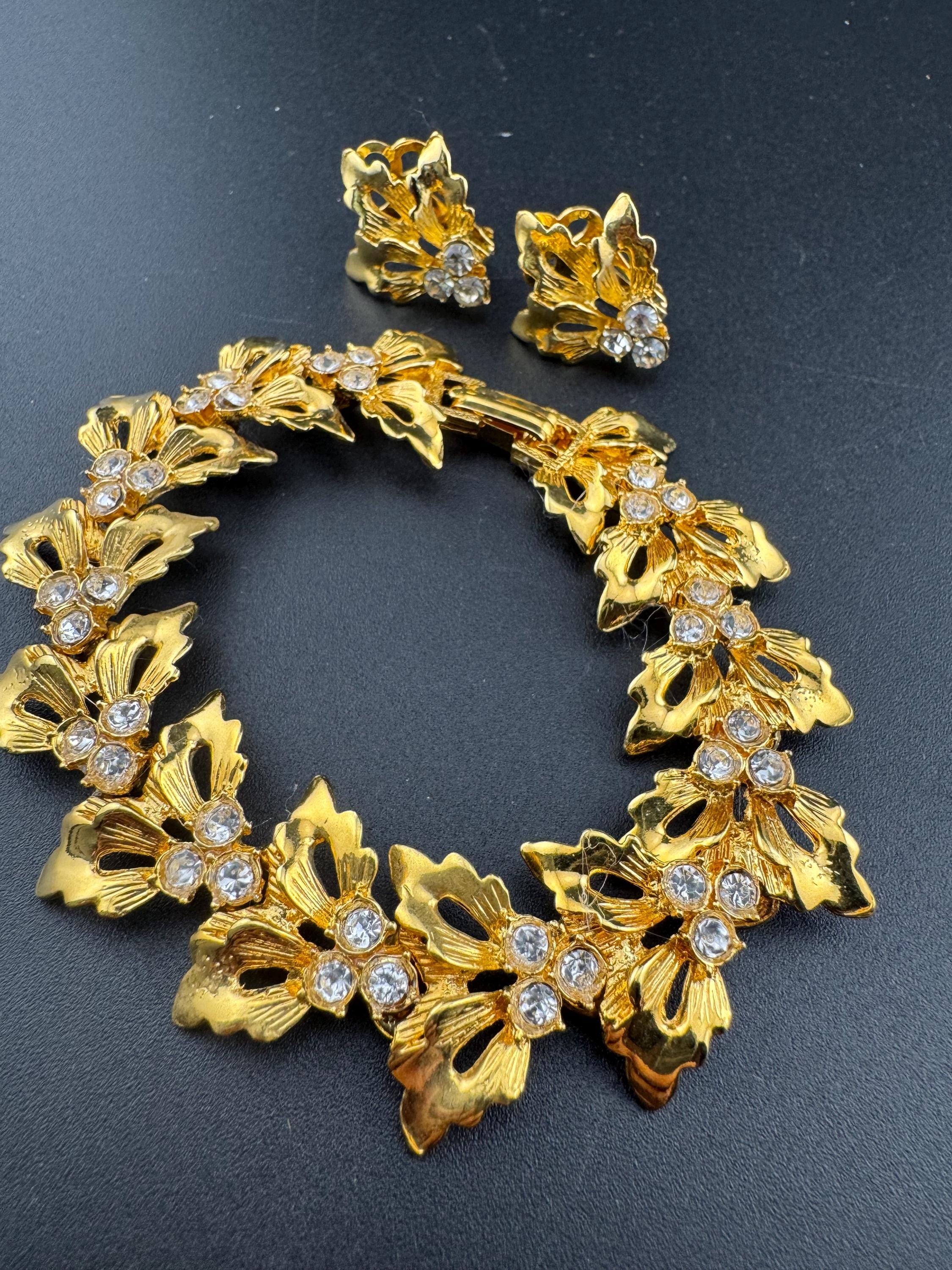 Vintage gold plated clear diamanté rhinestone wide leaf panel bracelet and clip on earrings matching set