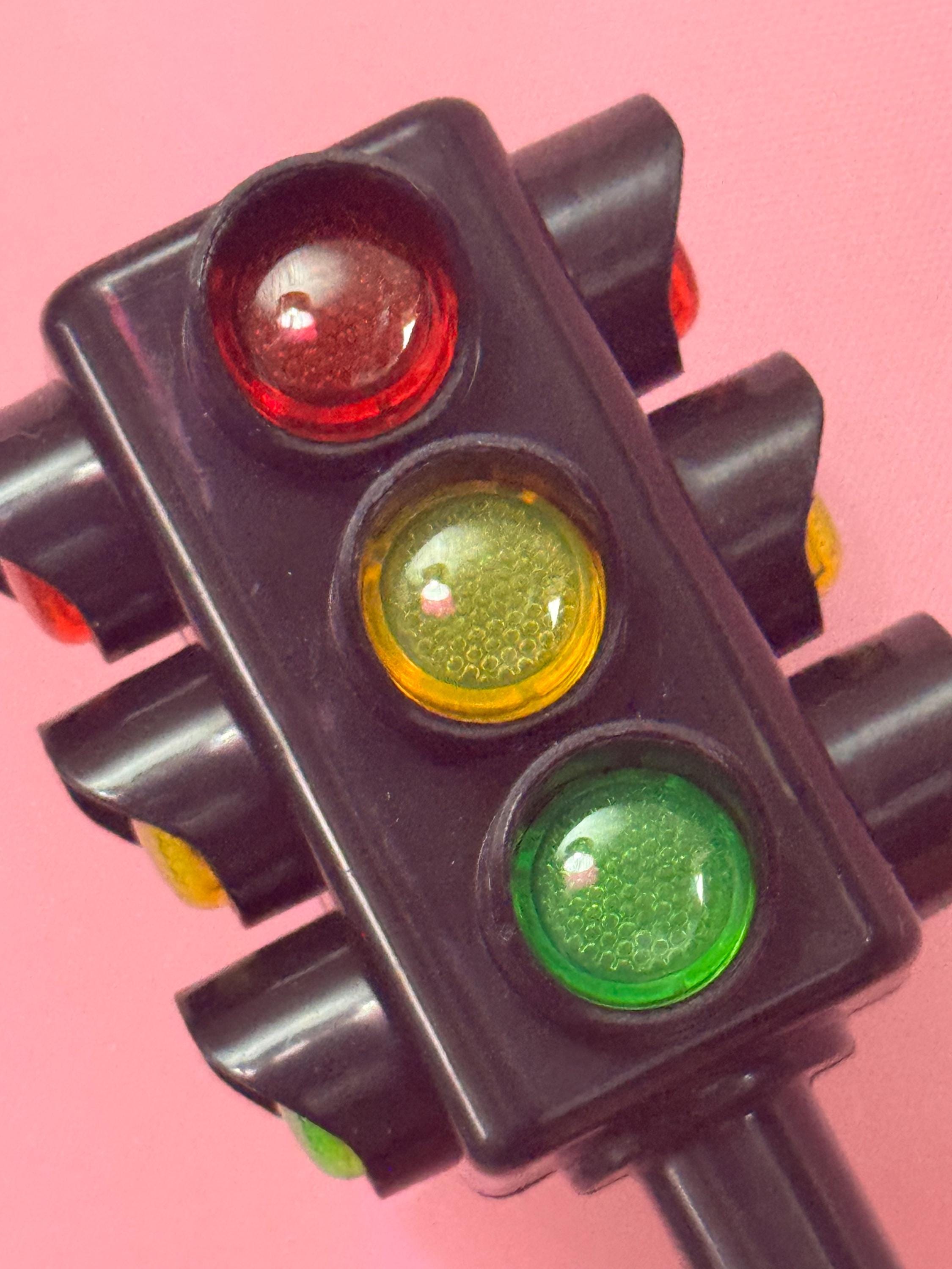 Miniature Traffic Light Cake Topper: Reusable Birthday Decoration