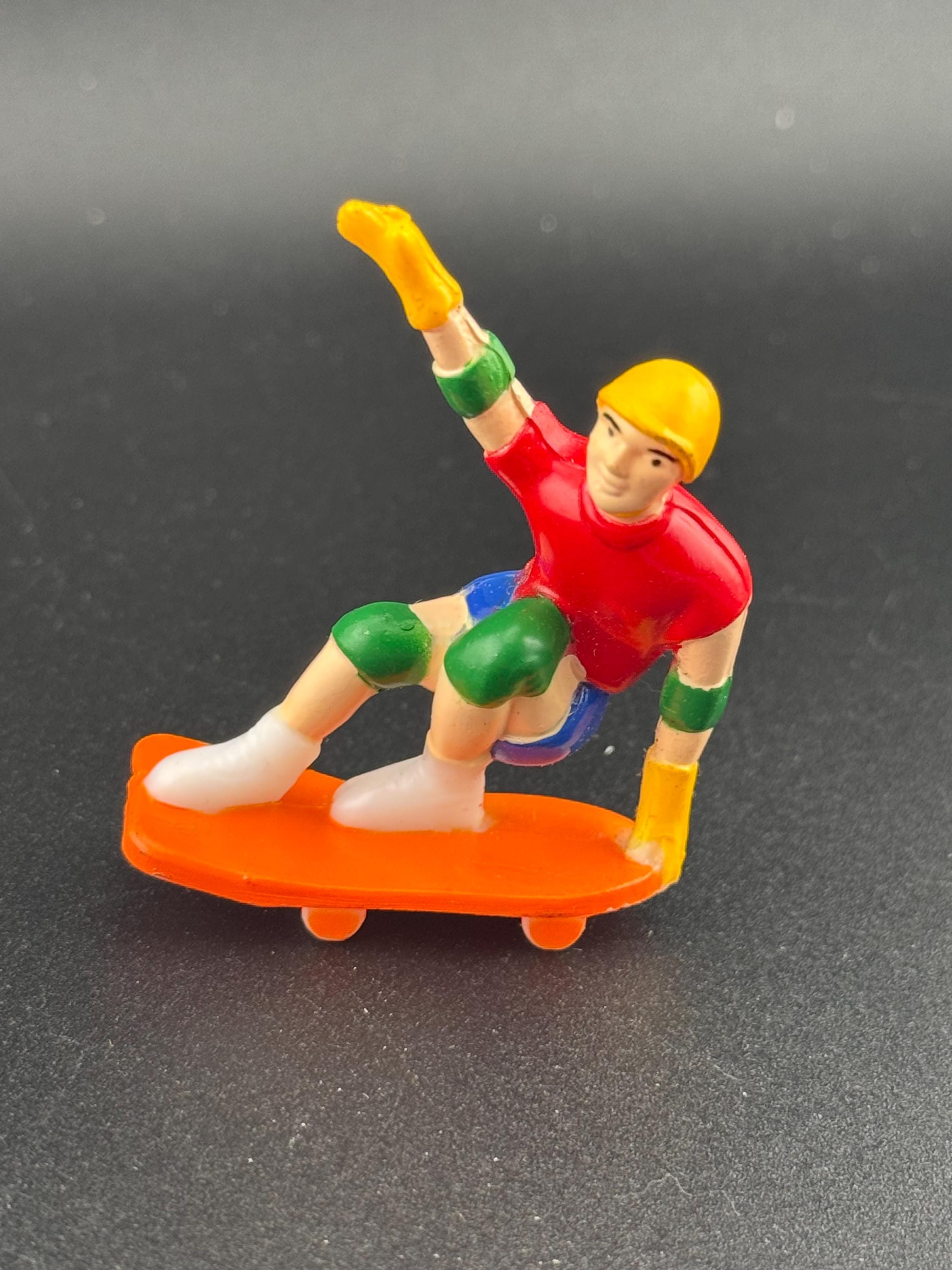 skateboarder birthday cake topper, novelty skateboarding decoration