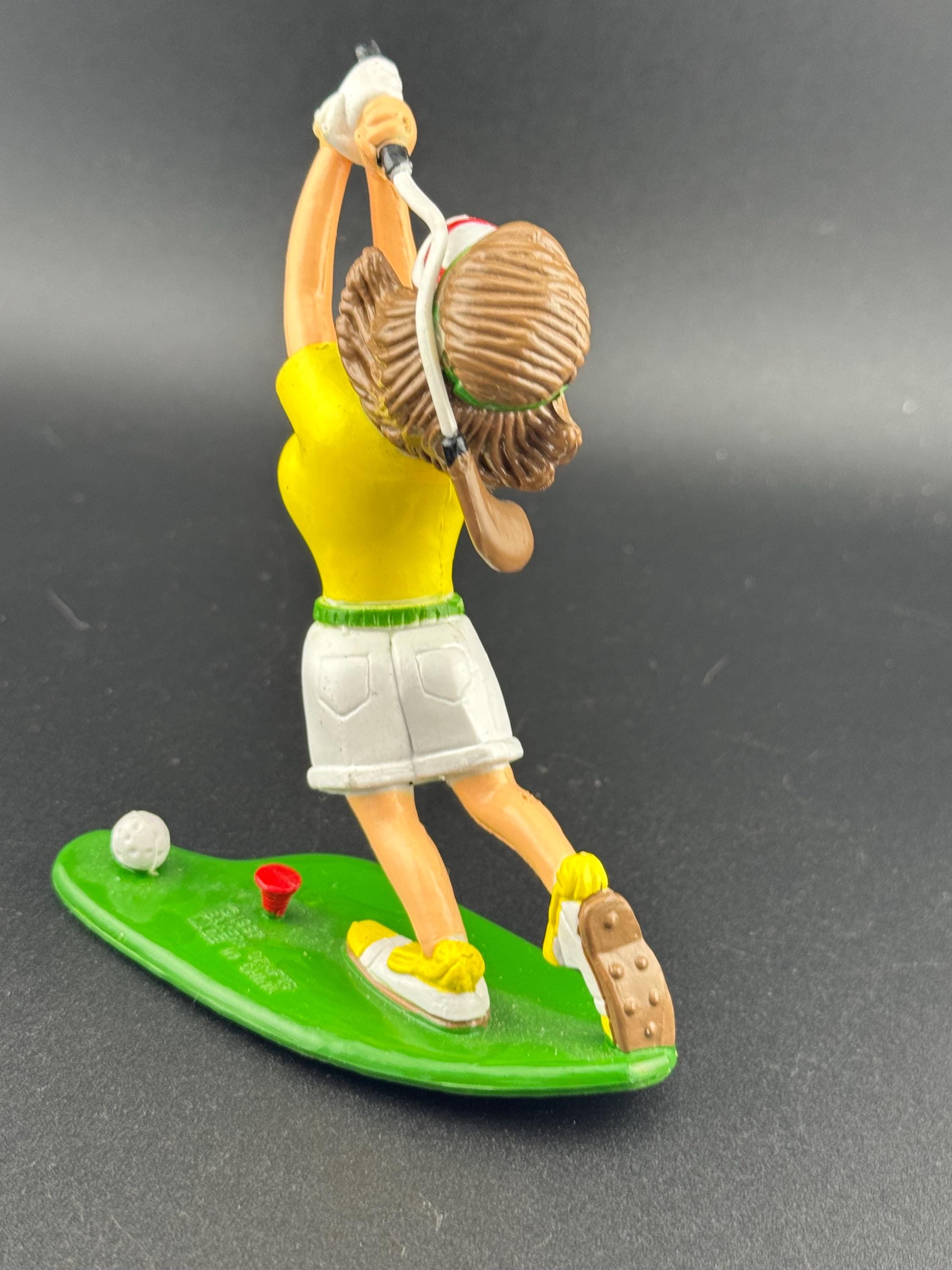 Novelty comedy Lady driver golfer birthday cake topper, novelty sports, female playing golf figure decoration