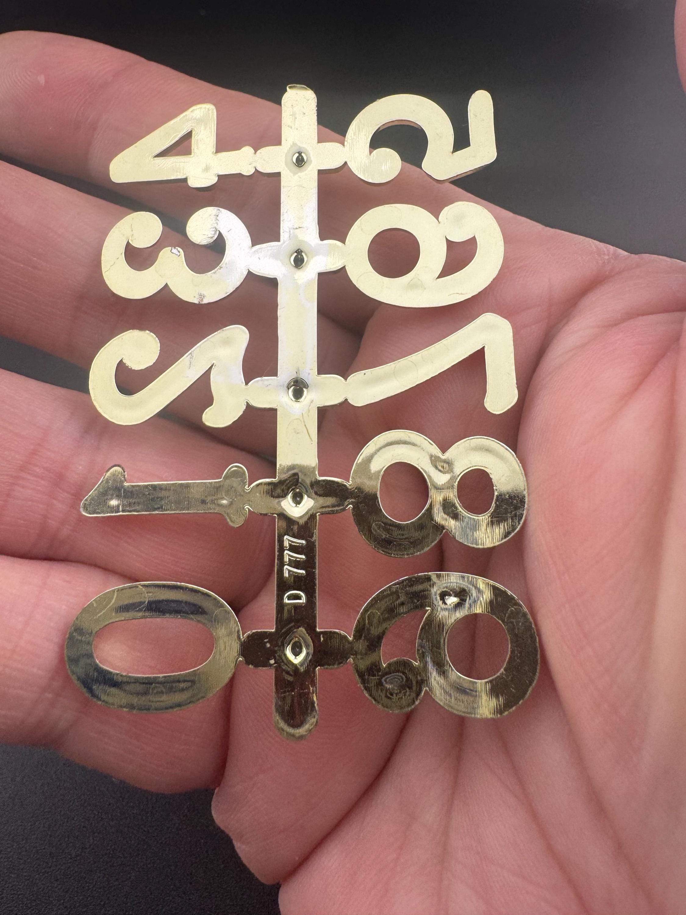 Gold Birthday Cake Number Toppers: Plastic Age Set